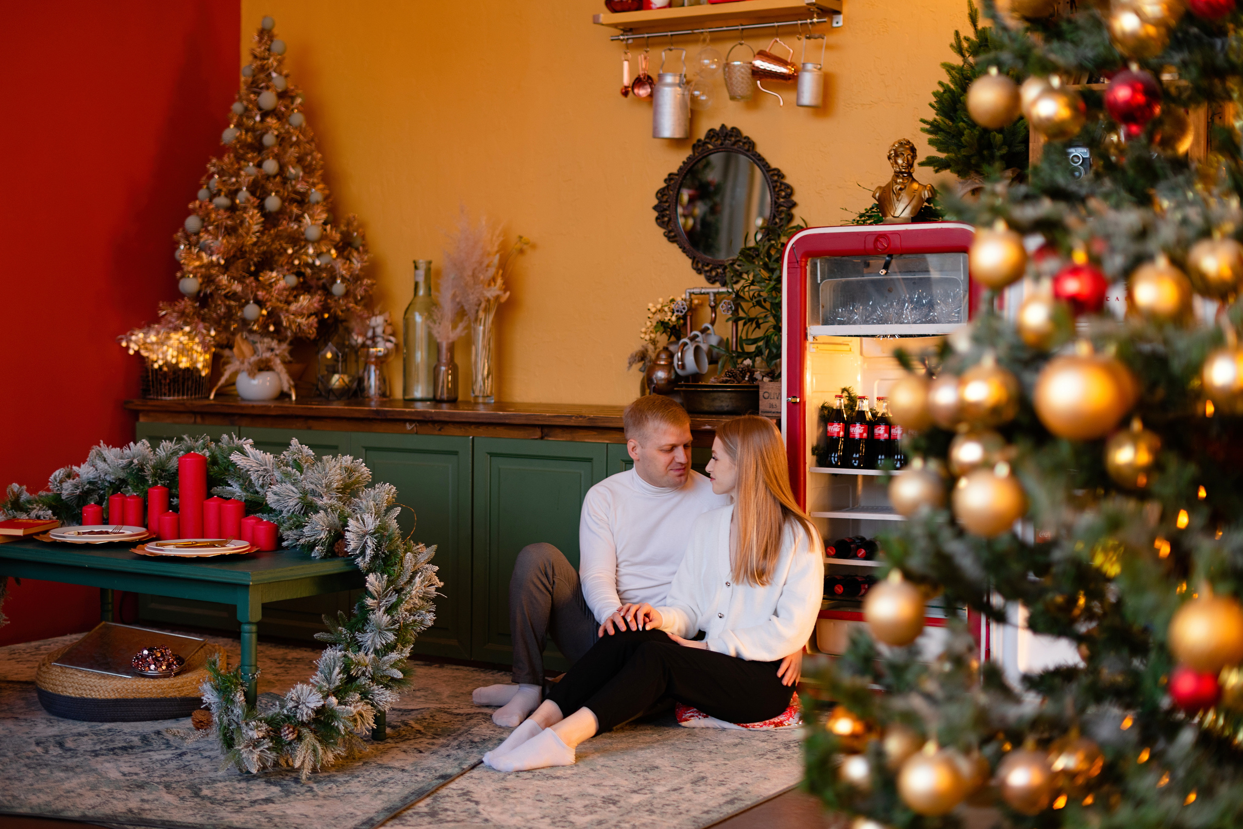 Семейная фотосессия в фотостудии Питер, 1 зал. Детский и семейный фотограф в Сургуте и Нефтеюганске Анна Старцева