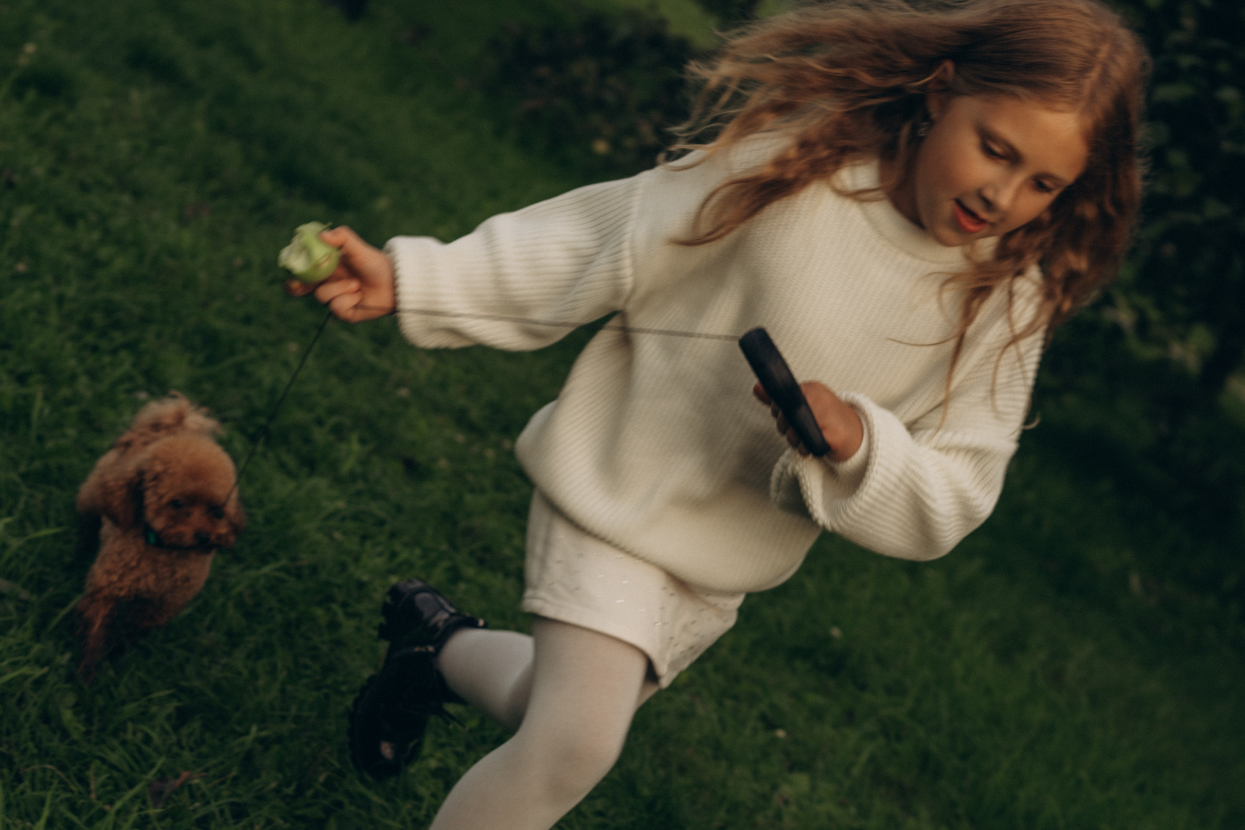 В яблоневых садах. Гаврилова Настя семейный фотограф lifestyle в Москве