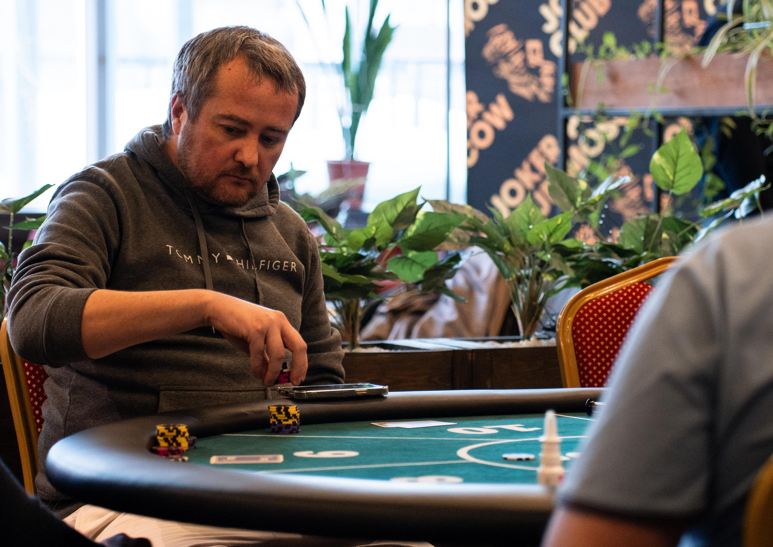 Joker Poker Club 28.02.2026. Коммерческий и художественный фотограф и видеограф в Москве Арсений Тургенев