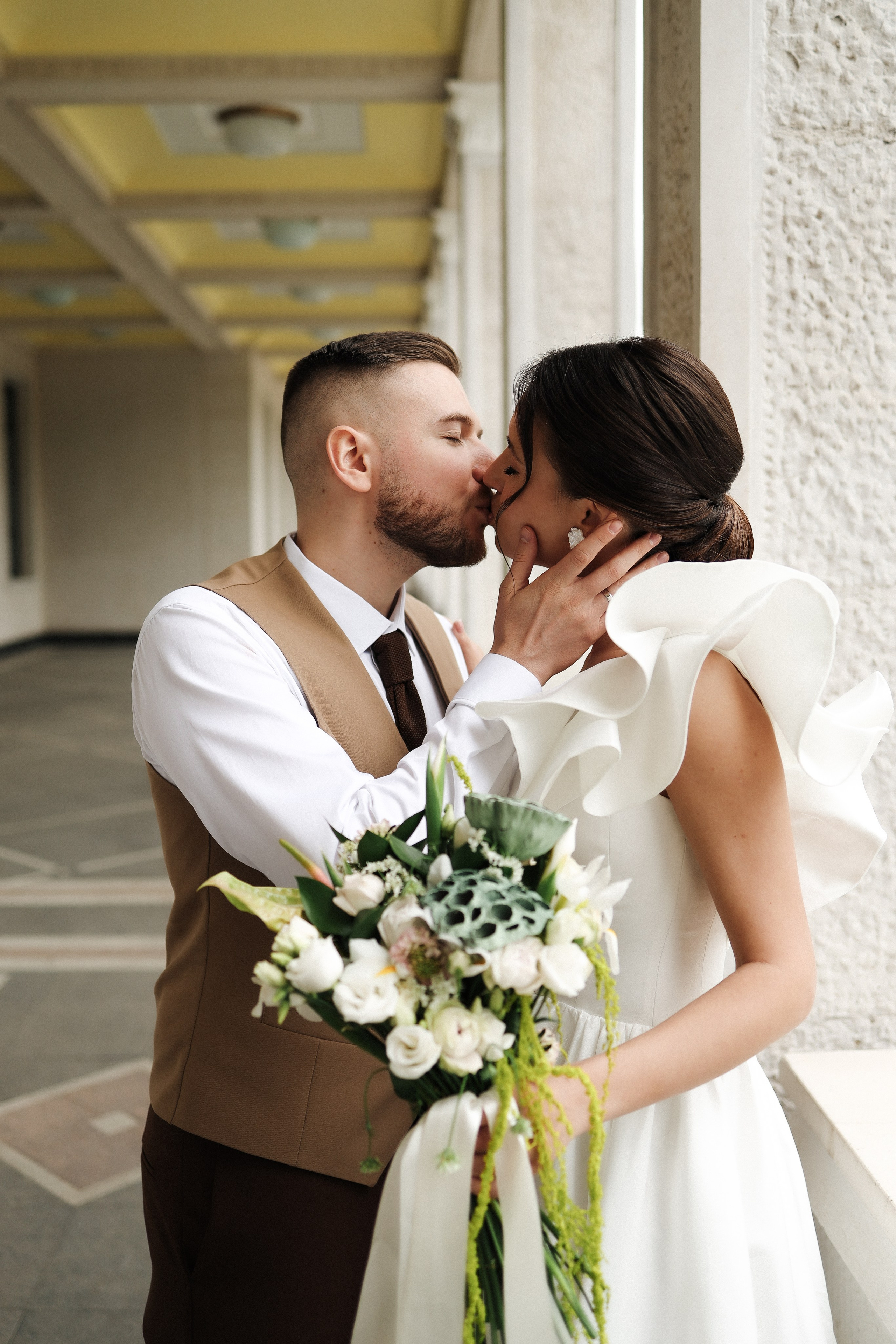 Е. +  П. С утренних сборов и до торта. Семейный и lovestory фотограф в Москве Светлана Коняхина