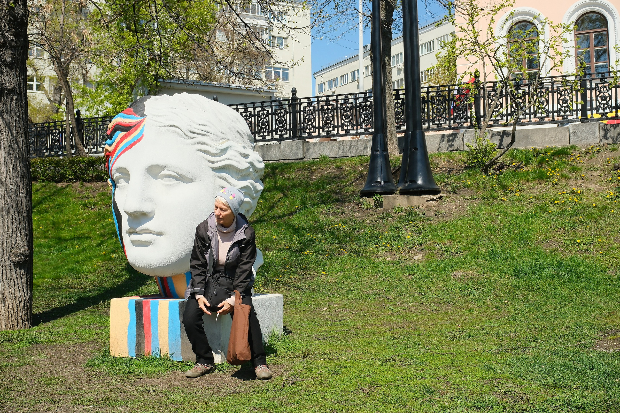 Улица, люди, жизнь…