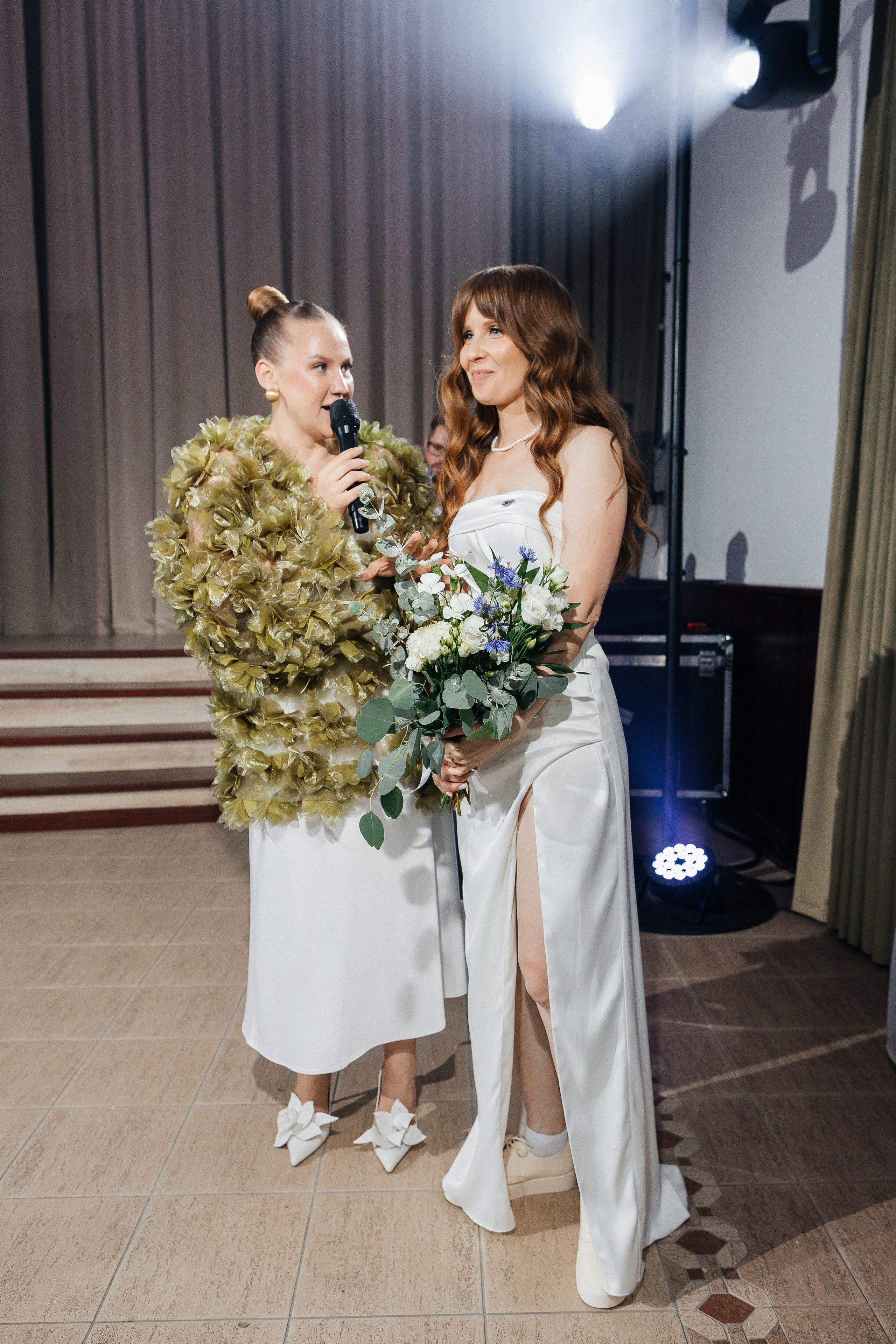 Романтическая выездная церемония. Олег Сверчков | Свадебный фотограф Вологда