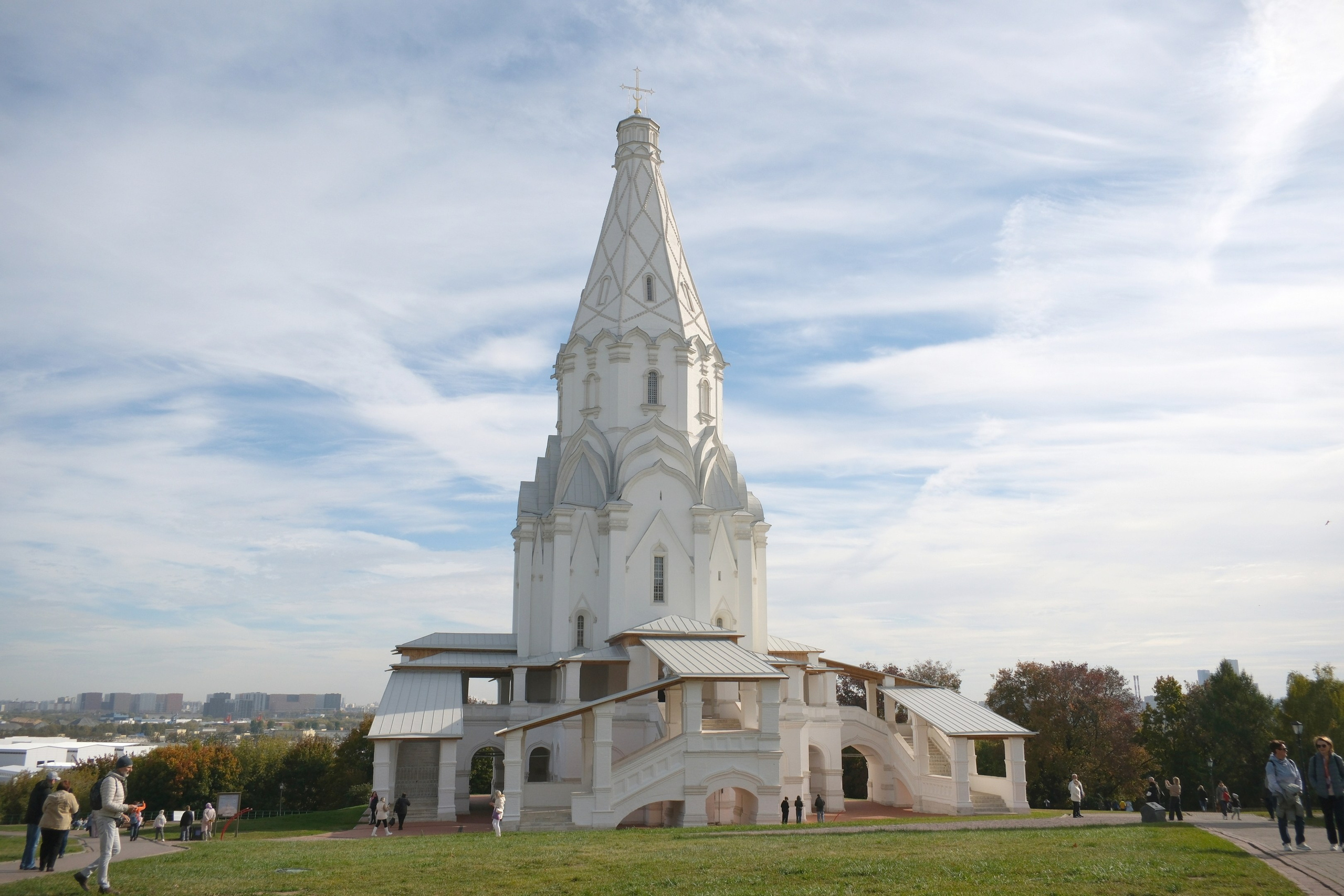 Коломенское 04.10.2025. Улица, люди, жизнь…