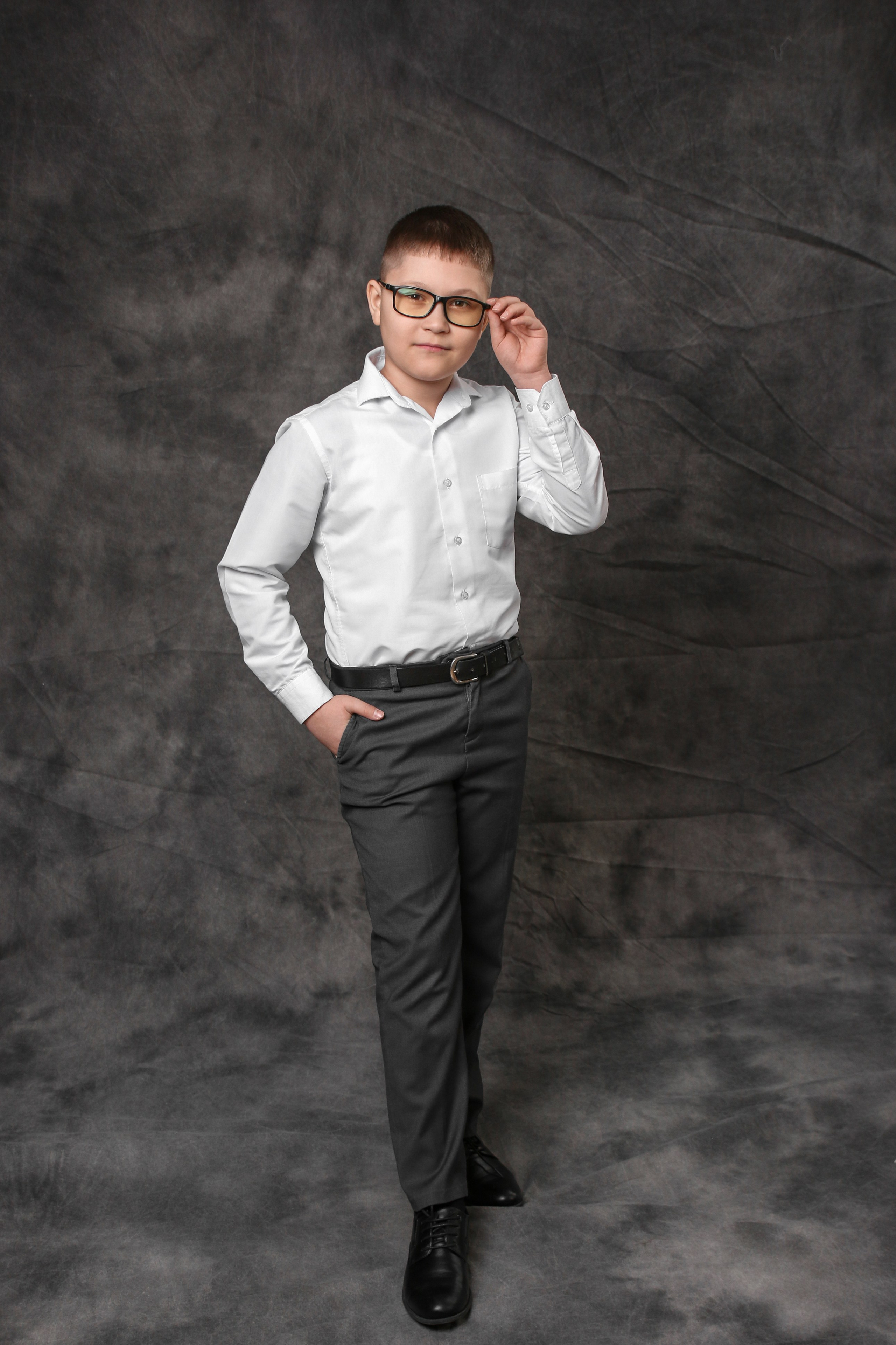 Выпускной фотоальбом "Портрет". Выпускные альбомы в Тюмени для школ, садов, вузов спортивных секций