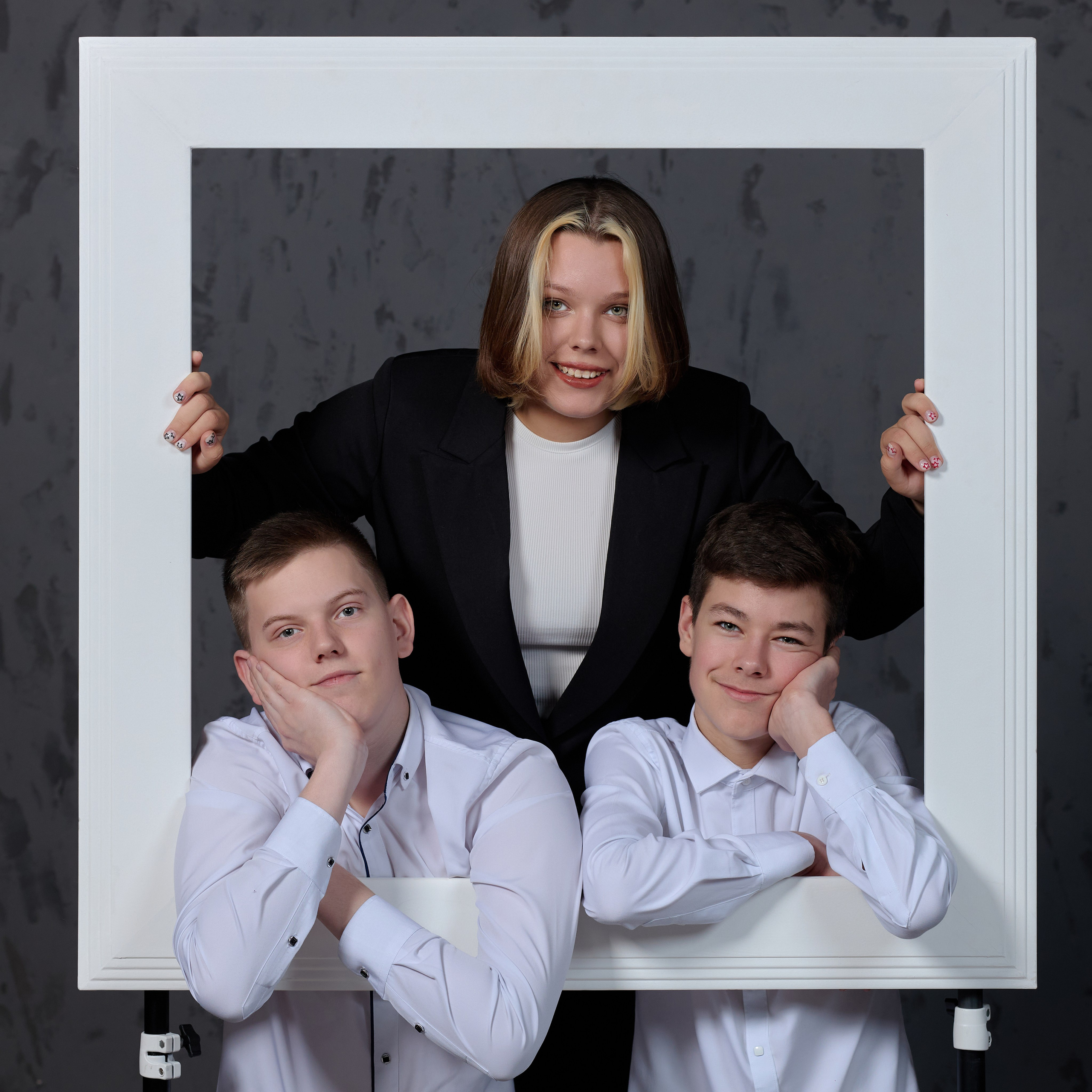 Сьемка выпускного альбома в Таганроге (с рамкой). Фотограф Выпускные альбомы Таганрог Сергей Коробченко