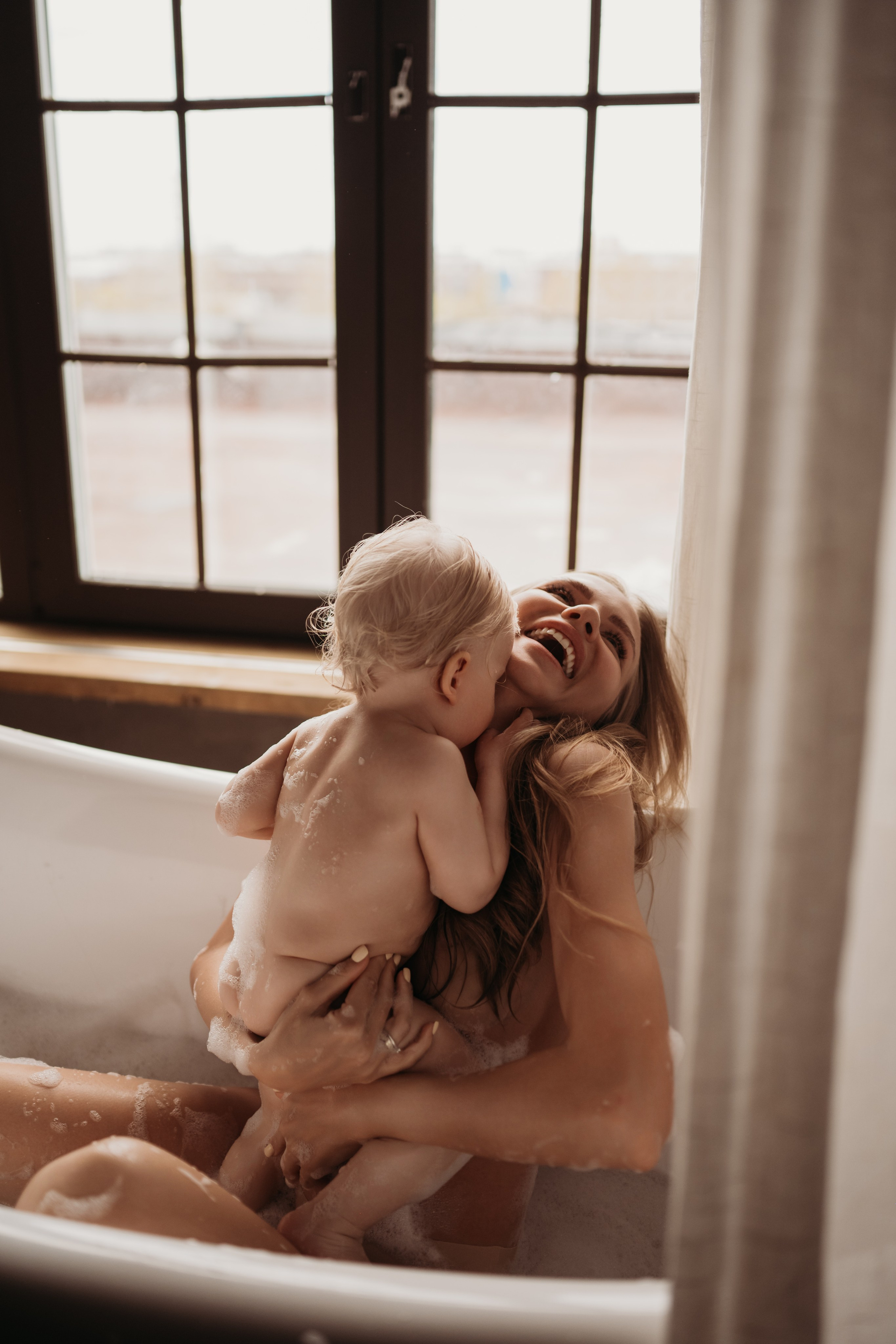 Альбина и Ева. Дьяконова Валерия семейный и детский фотограф в Санкт-Петербурге