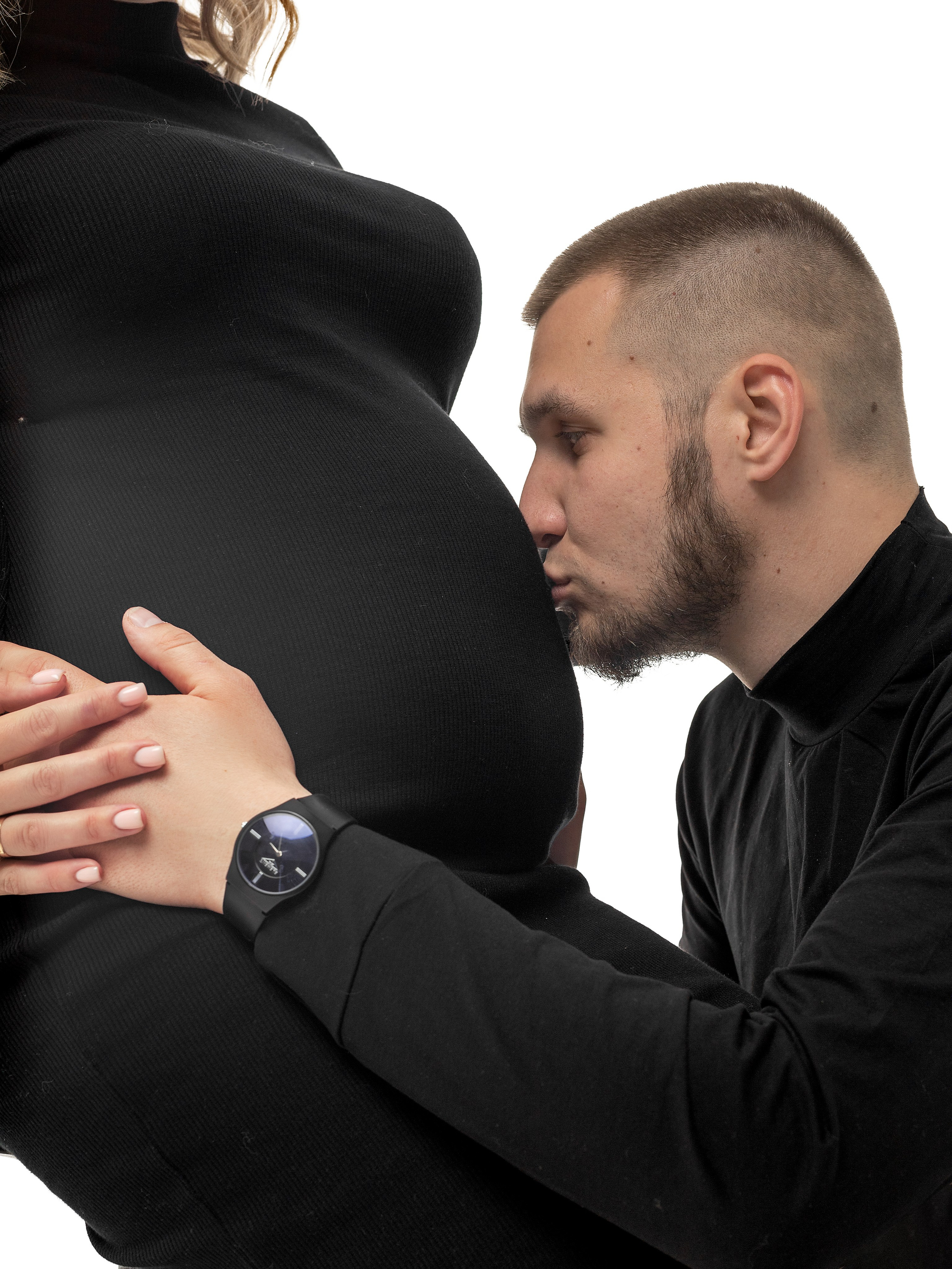 Беременность на белом фоне. Ирина Мезенцева | Женский и предметный фотограф | г. Омск