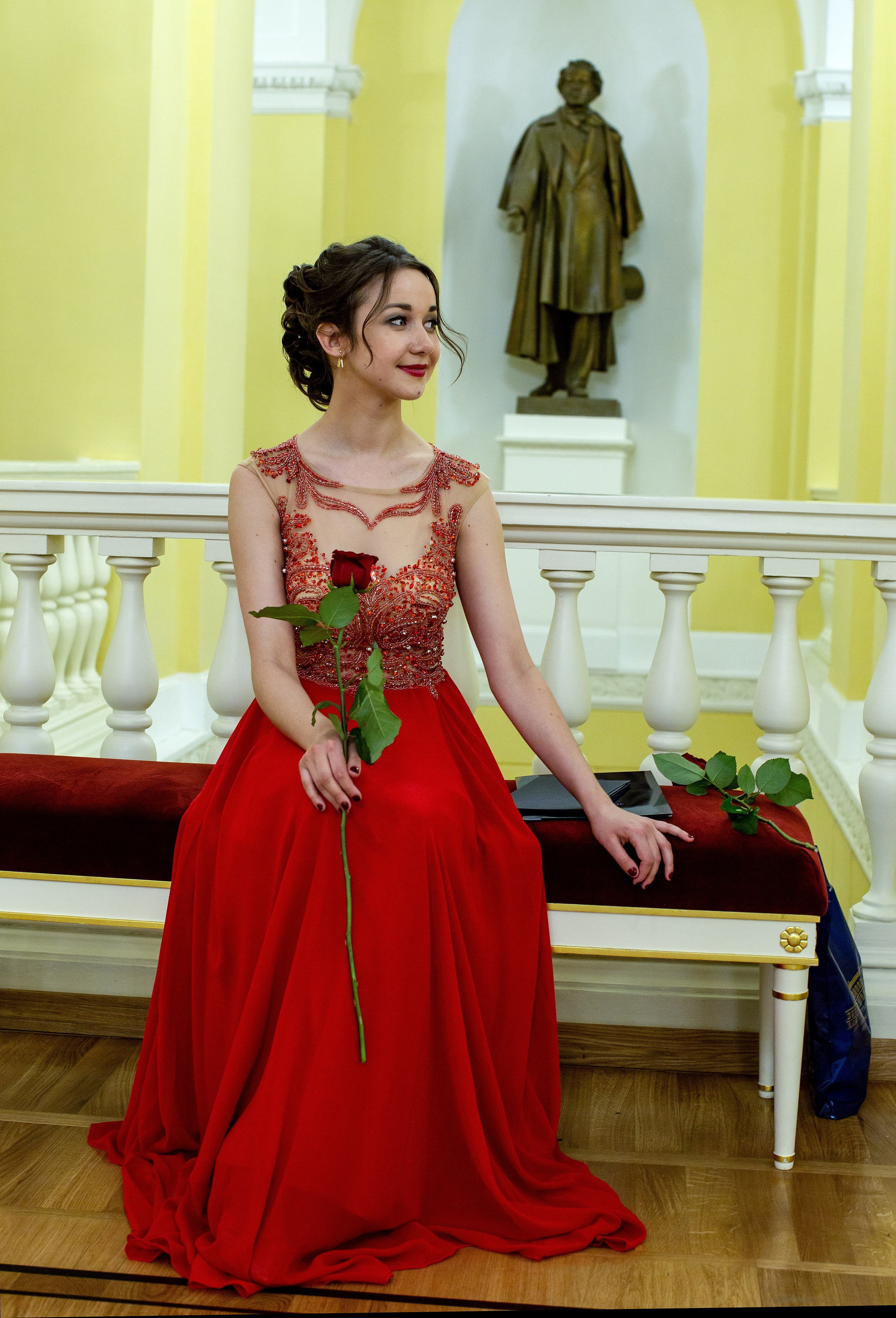 Репортаж -Выпускной. Портретный Студийный и уличный фотограф Москва. Индивидуальные, Семейные, Беременность, Будуар, Каталог, контент съемки для блога и бизнеса