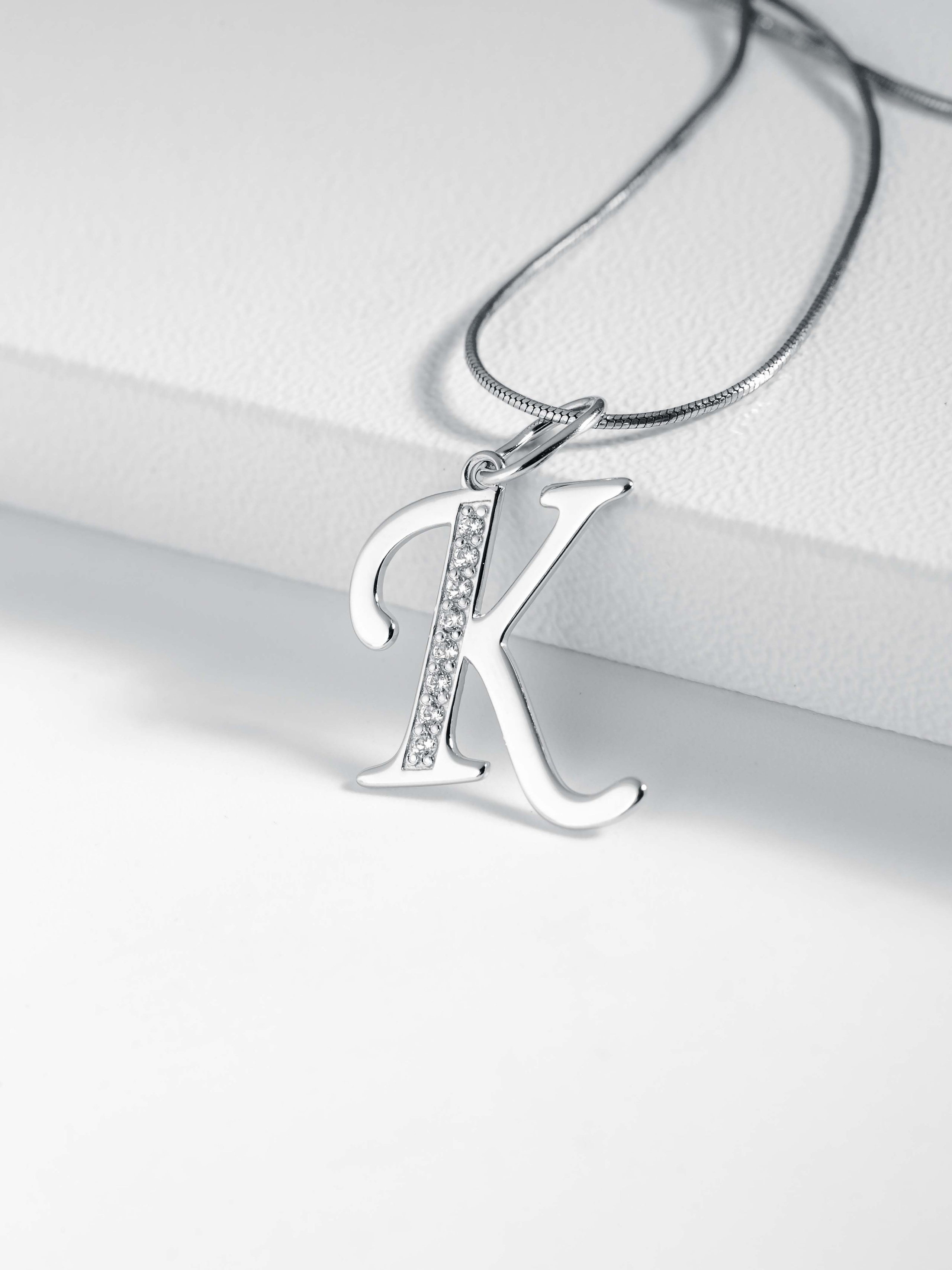 Украшения. Предметный и женский фотограф в Новосибирске