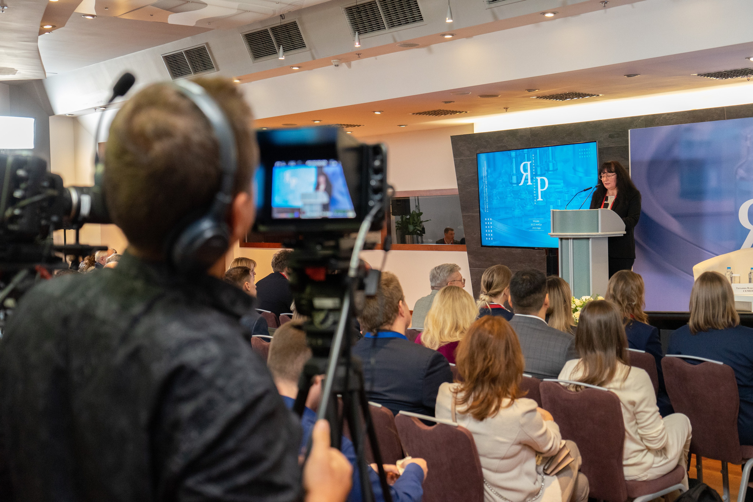 Ярмарка разработок: От идеи к спасению жизней. Профессиональный портретный фотограф в Москве Владимир Глаголев