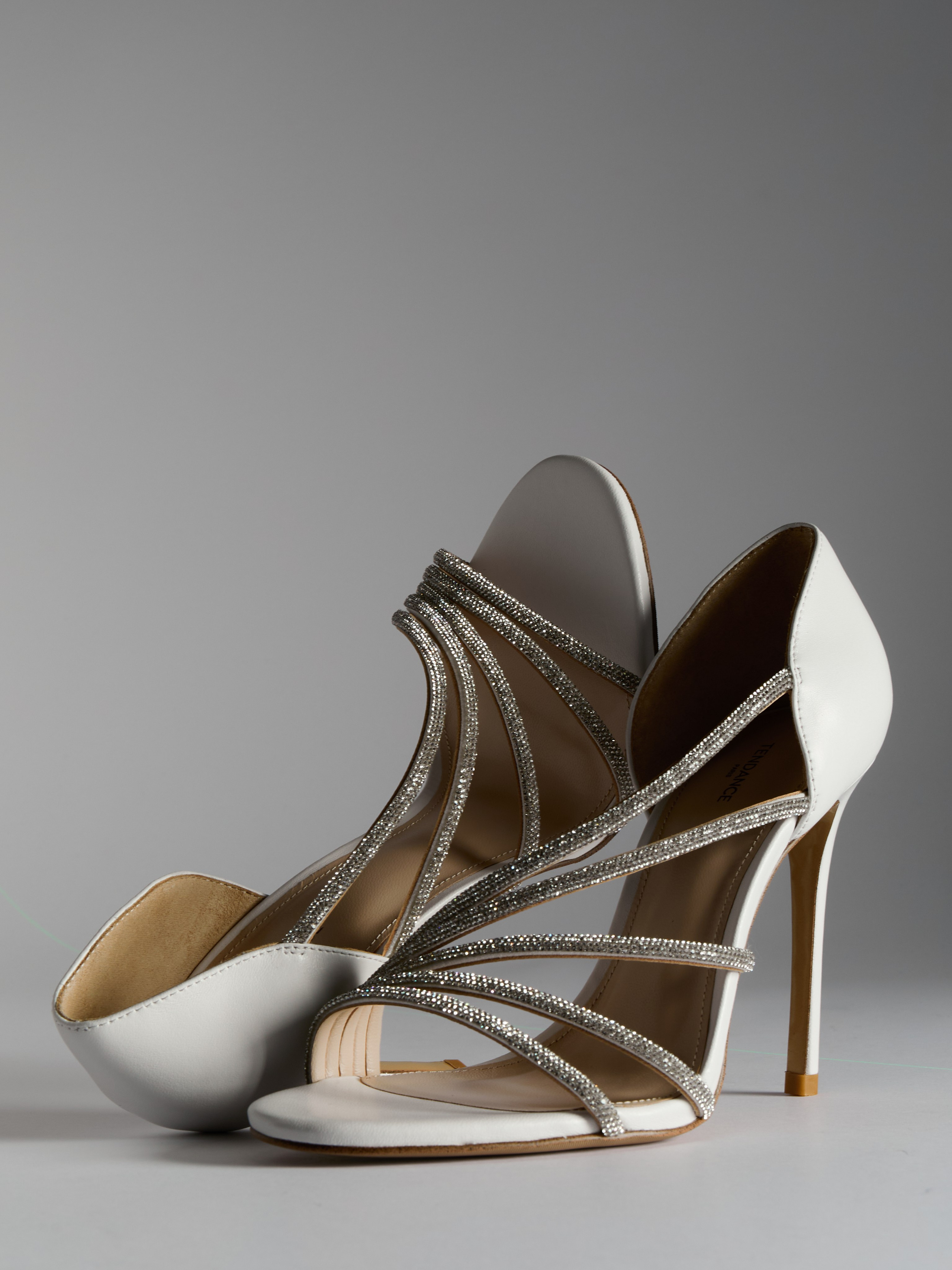 Предметный фотограф в Москве Евгений Шубин