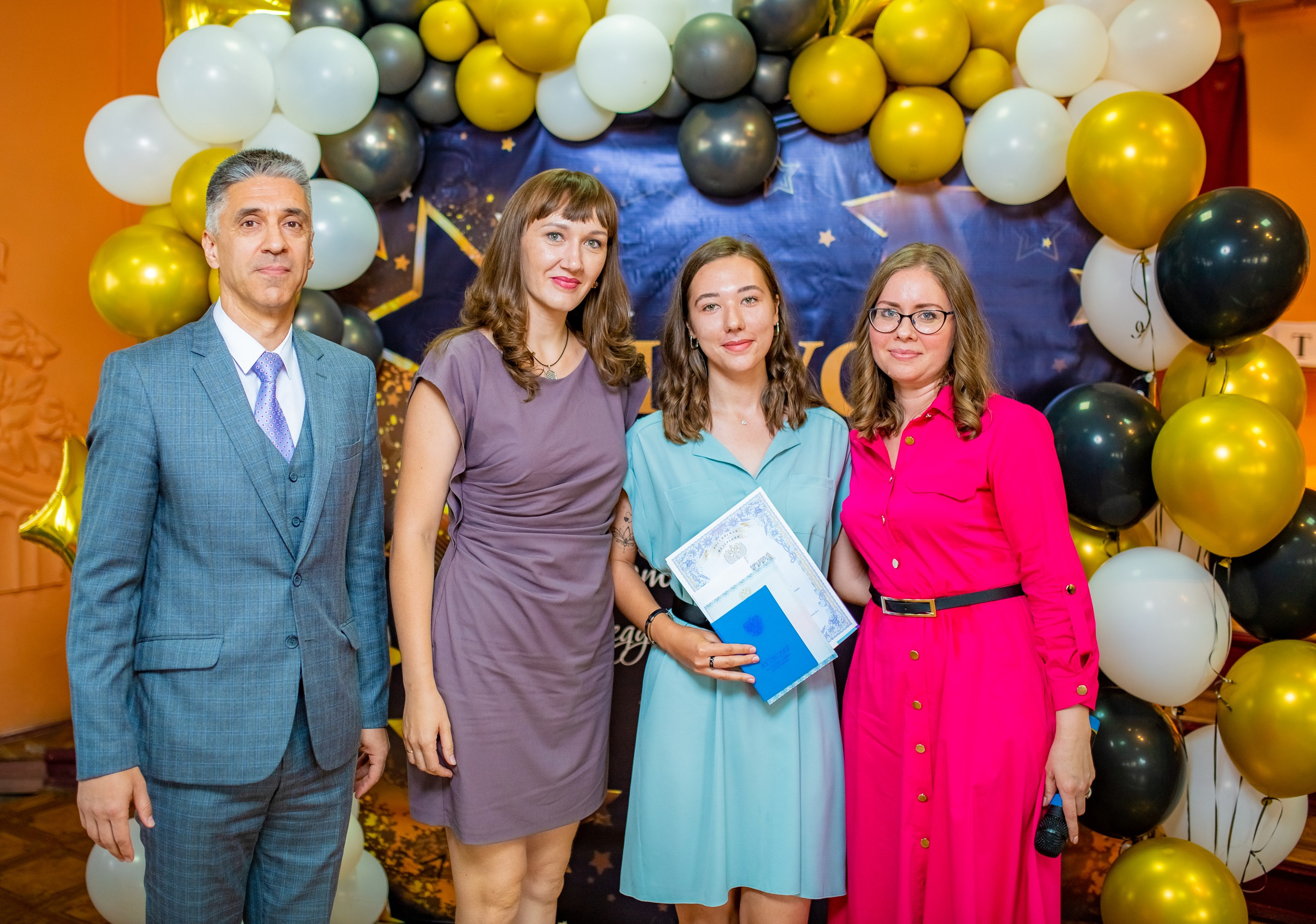 Вручение дипломов. ProfotoNK