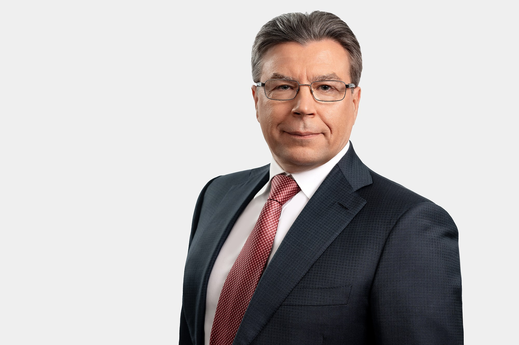 Headshot, портрет в интерьере офиса, командная съёмка, репортажный портрет в рабочей обстановке. Промышленная и репортажная фотография