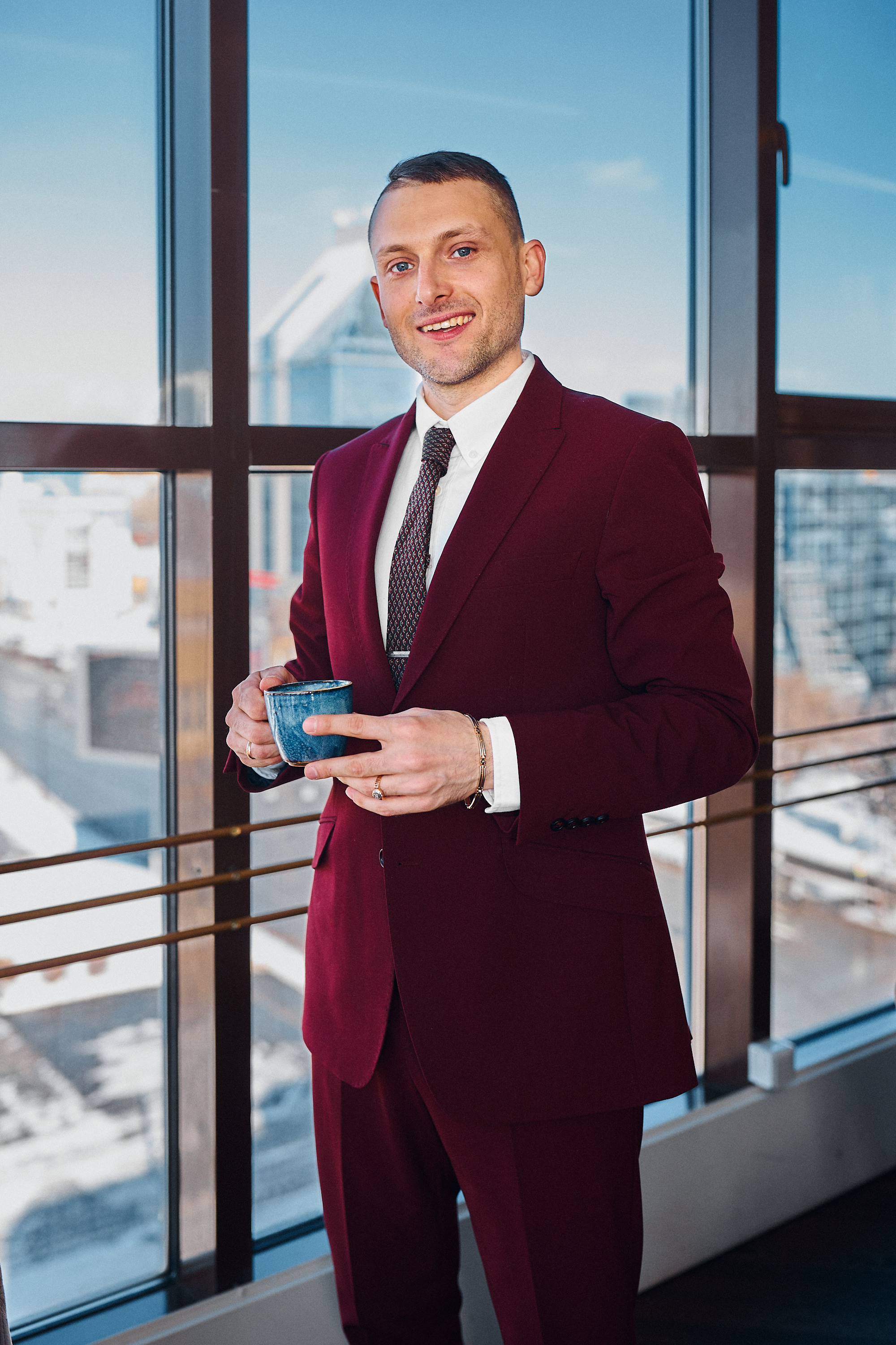 Деловой портрет. Бизнес портрет Аэросъемка Интерьерная съемка Тюмень