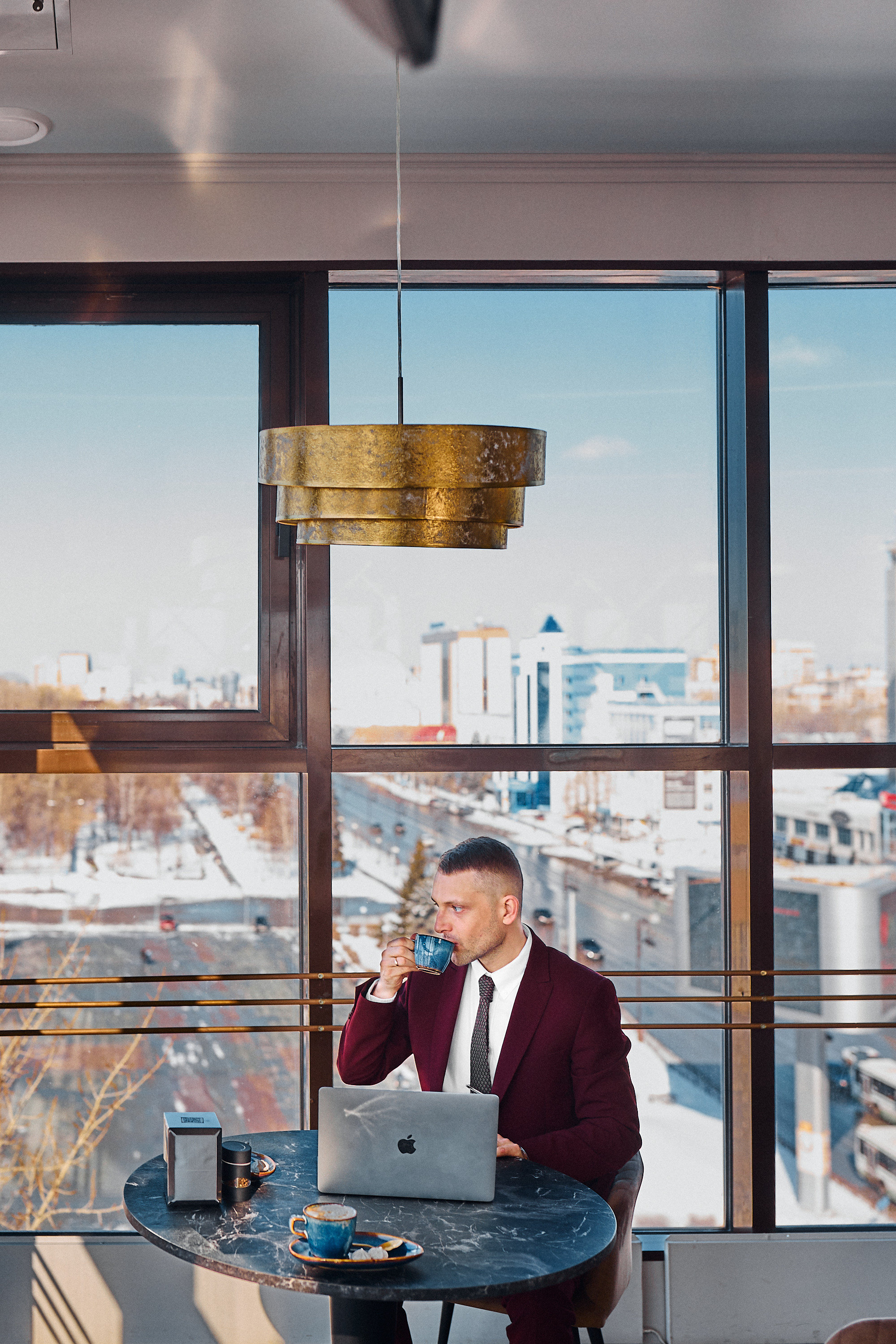 Деловой портрет. Бизнес портрет Аэросъемка Интерьерная съемка Тюмень