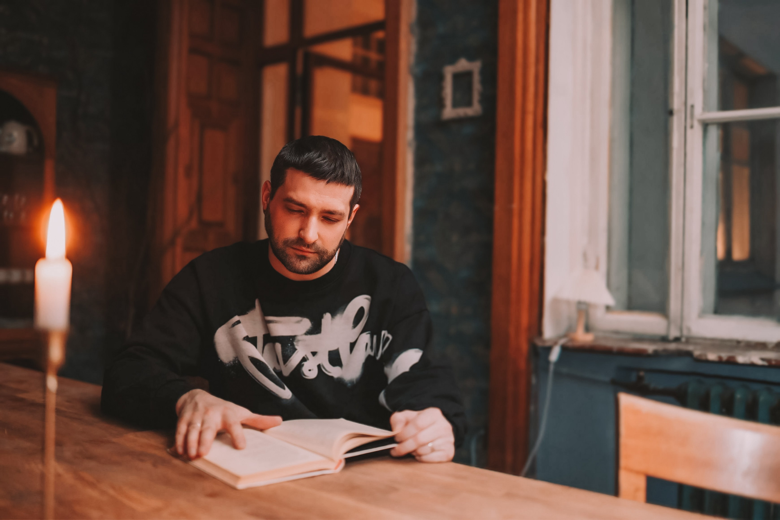 Серьёзный снаружи — тёплый внутри. Портретный и семейный фотограф в Москве Мария Иванова