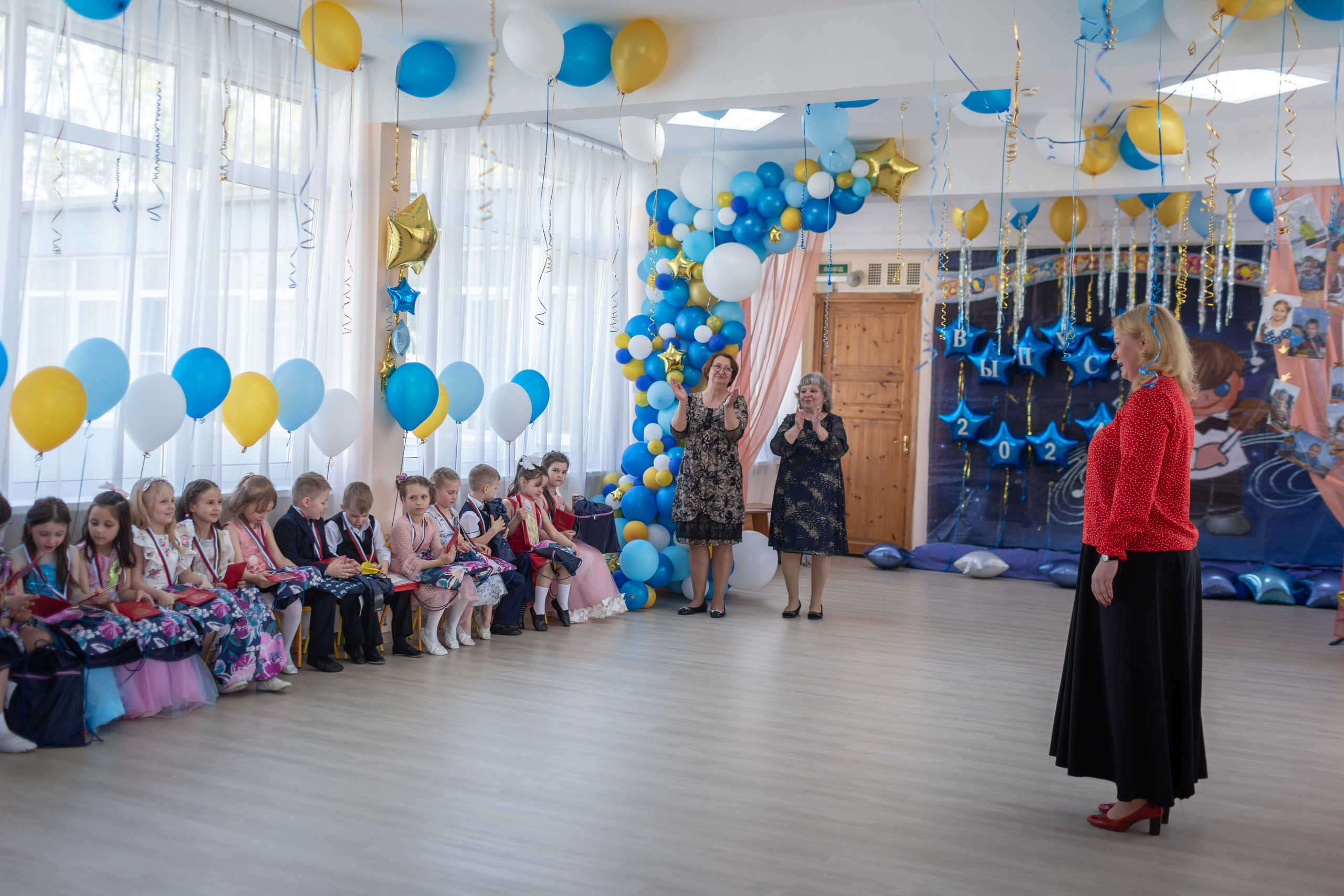 Выпускной ДС № 69_2024 год. Семейный фотограф в Санкт-Петербурге