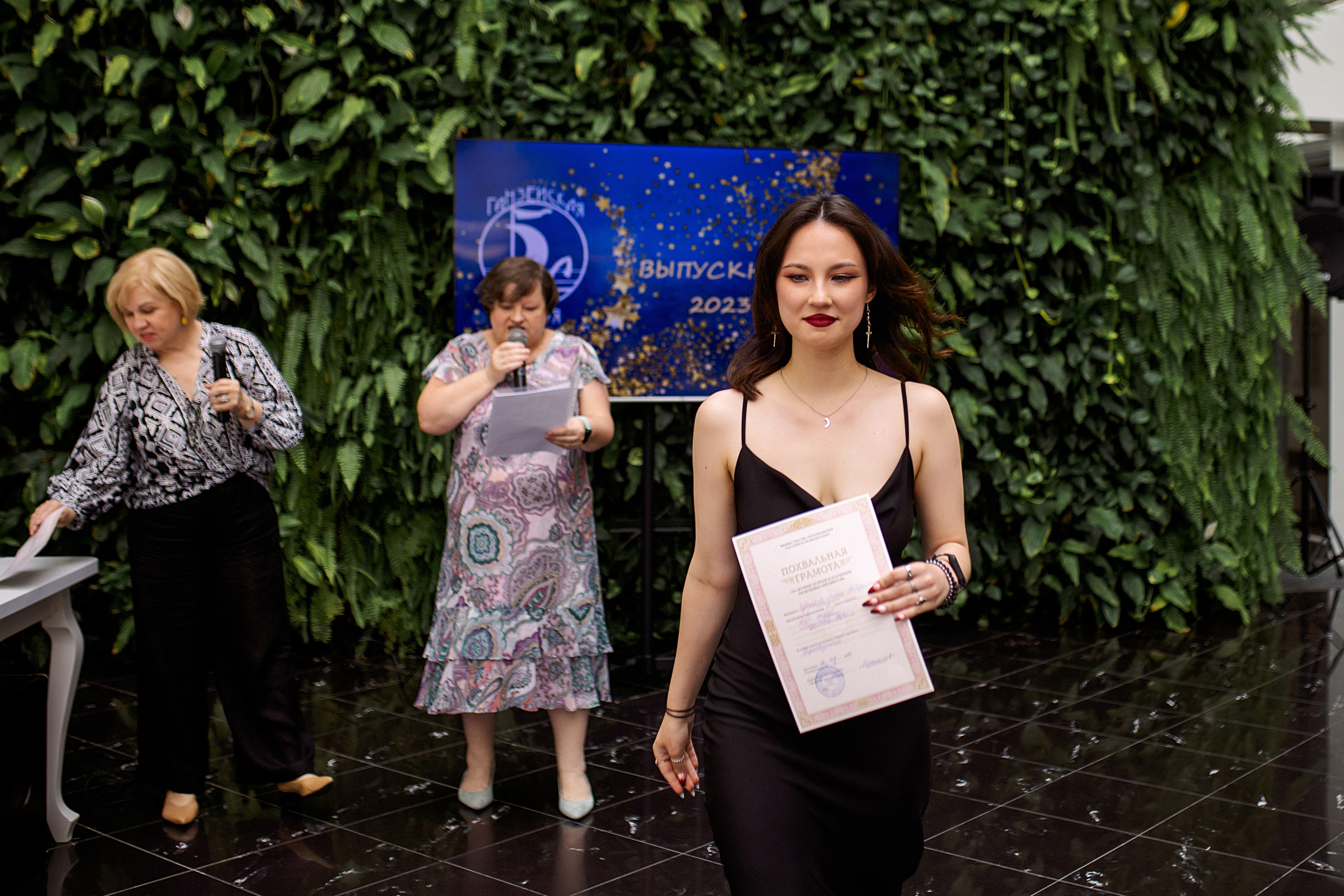 Выпуск лицея Ганзейская Ладья. Свадебный фотограф Калининград Пасюта Данила