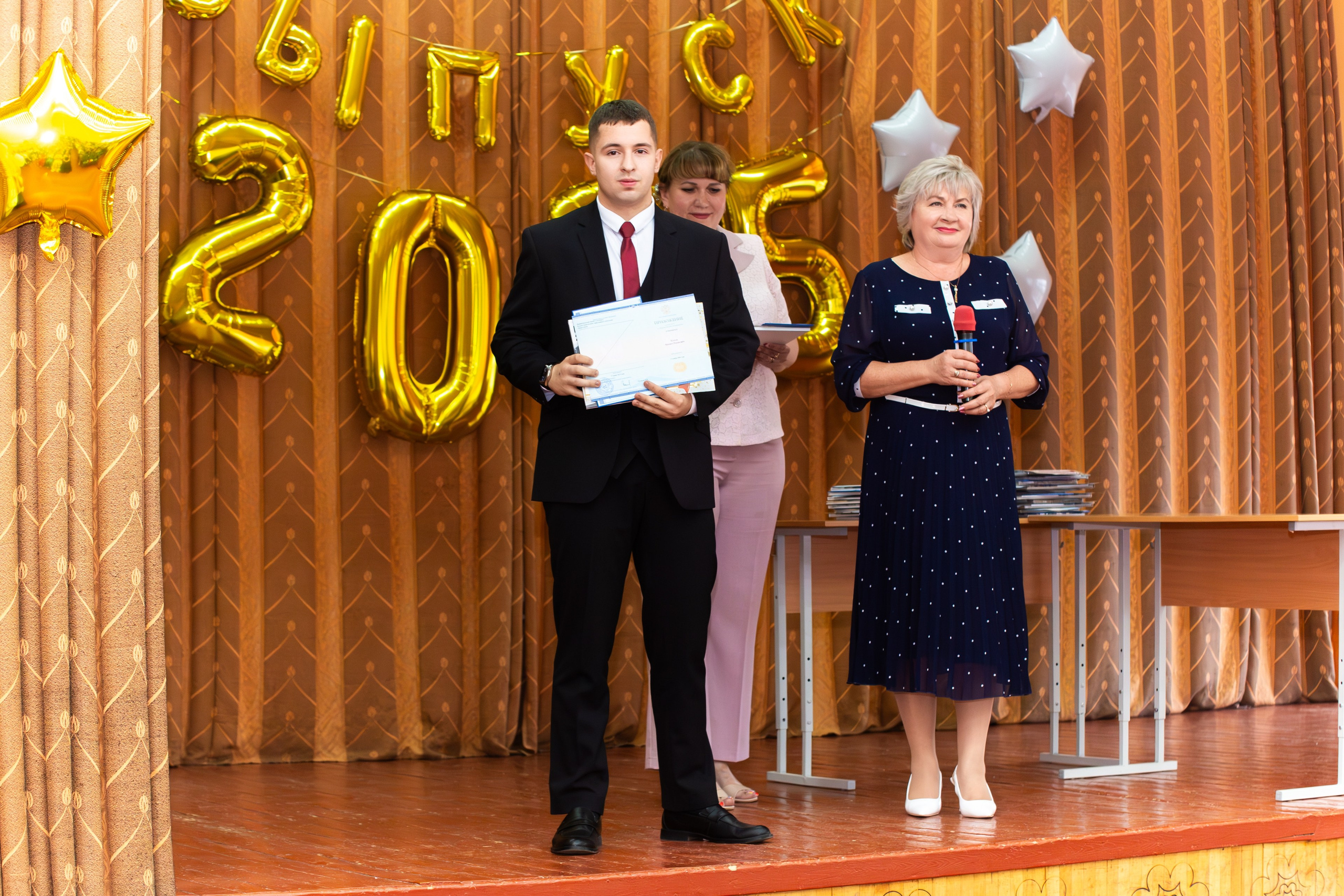 Вручение дипломов 2025 9 ШКОЛА МЦЕНСК. ТВОЙ АЛЬБОМ / ТВОИ ПРАВИЛА