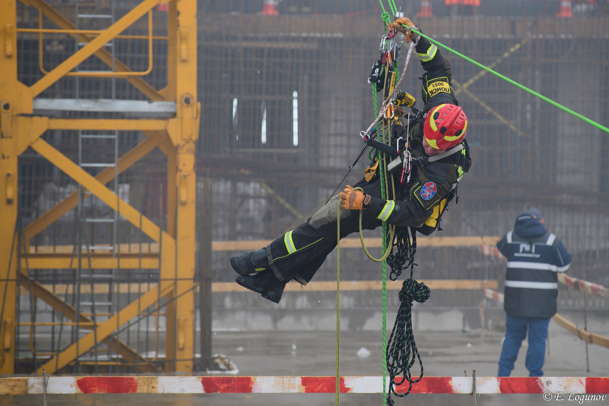 Комплексные пожарно-тактические учения «Действия органов управления, сил и средств МГСЧС по отработке вопросов ликвидации чрезвычайной ситуации, возникшей в следствии пожара в высотном здании»