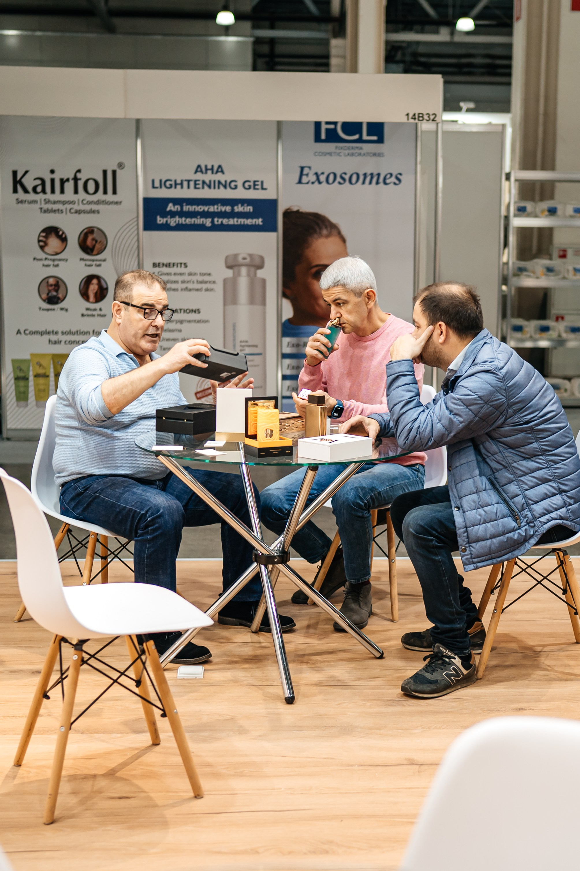 Almas parfumes Intersharm 2025. Фотограф в Москве Елена Брюханова