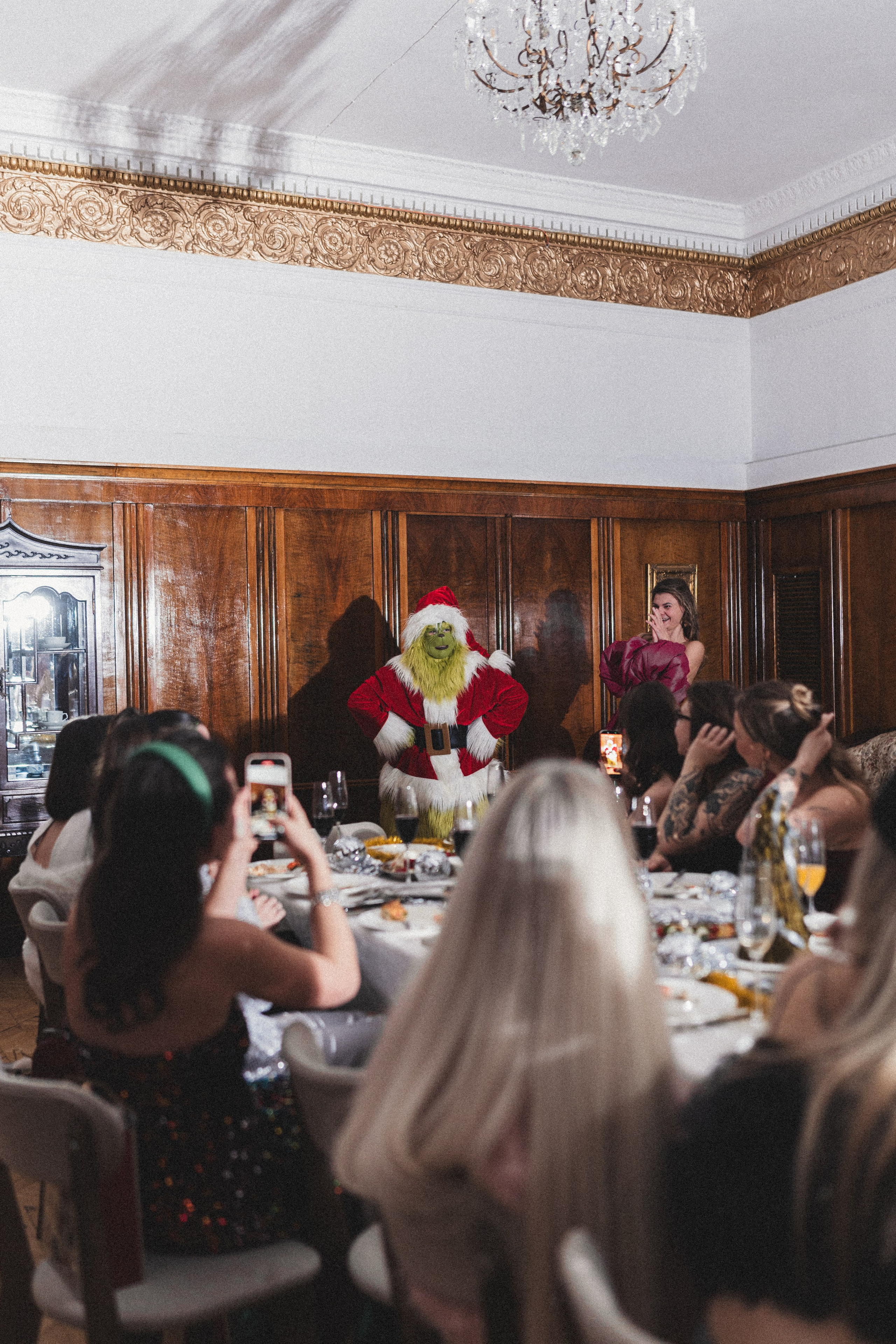 Новый год в женском клубе