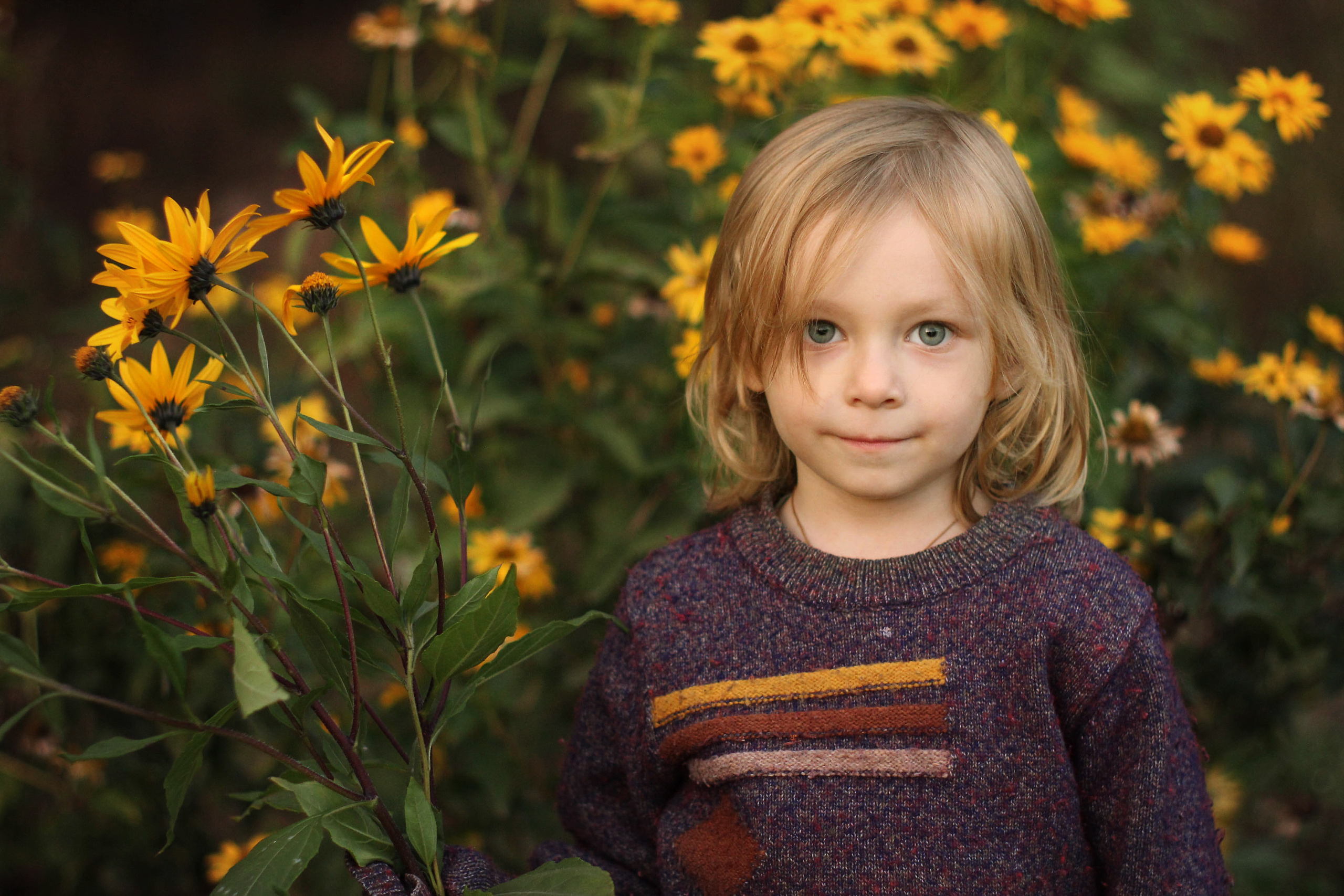 Фотопрогулка с жёлтыми цветами. Фотограф в Москве Юлия Карпова