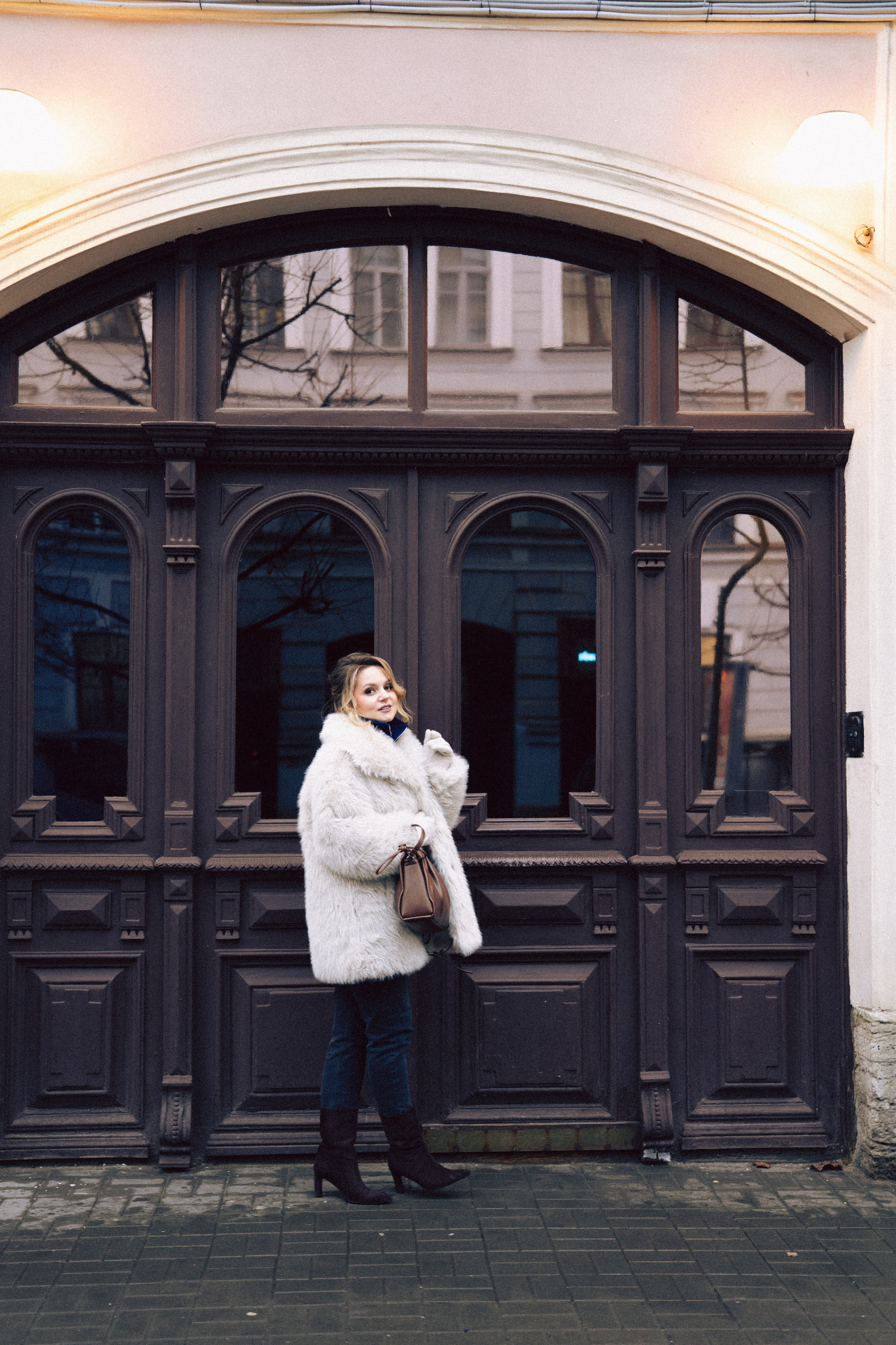 НОВОГОДНЯЯ ФОТОСЕСИИЯ В СТУДИИ ДЛЯ ДЕВУШКИ И ПРОГУЛКА ПО ЧЕРНЫШЕВСКОЙ. Профессиональный фотограф, Санкт-Петербург — Виктория Богомолова