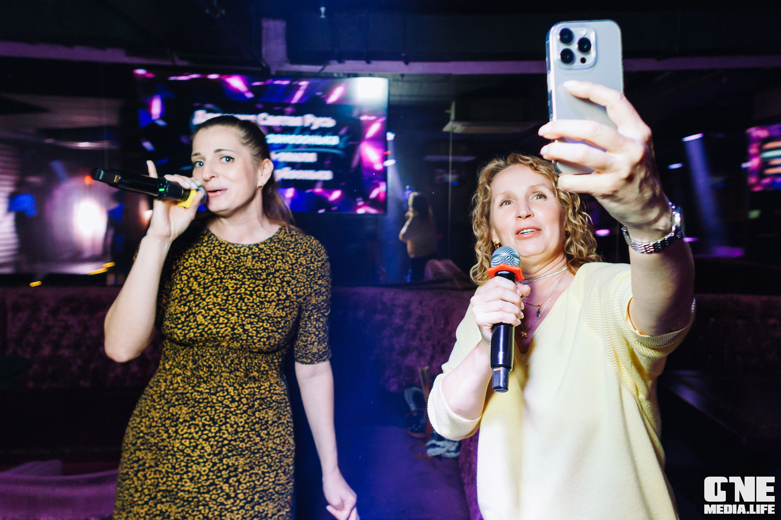 Фоторепортаж из караоке-клуба Эйфория. One Media Life: фоторепортажи, фотоотчеты с мероприятий и заведений