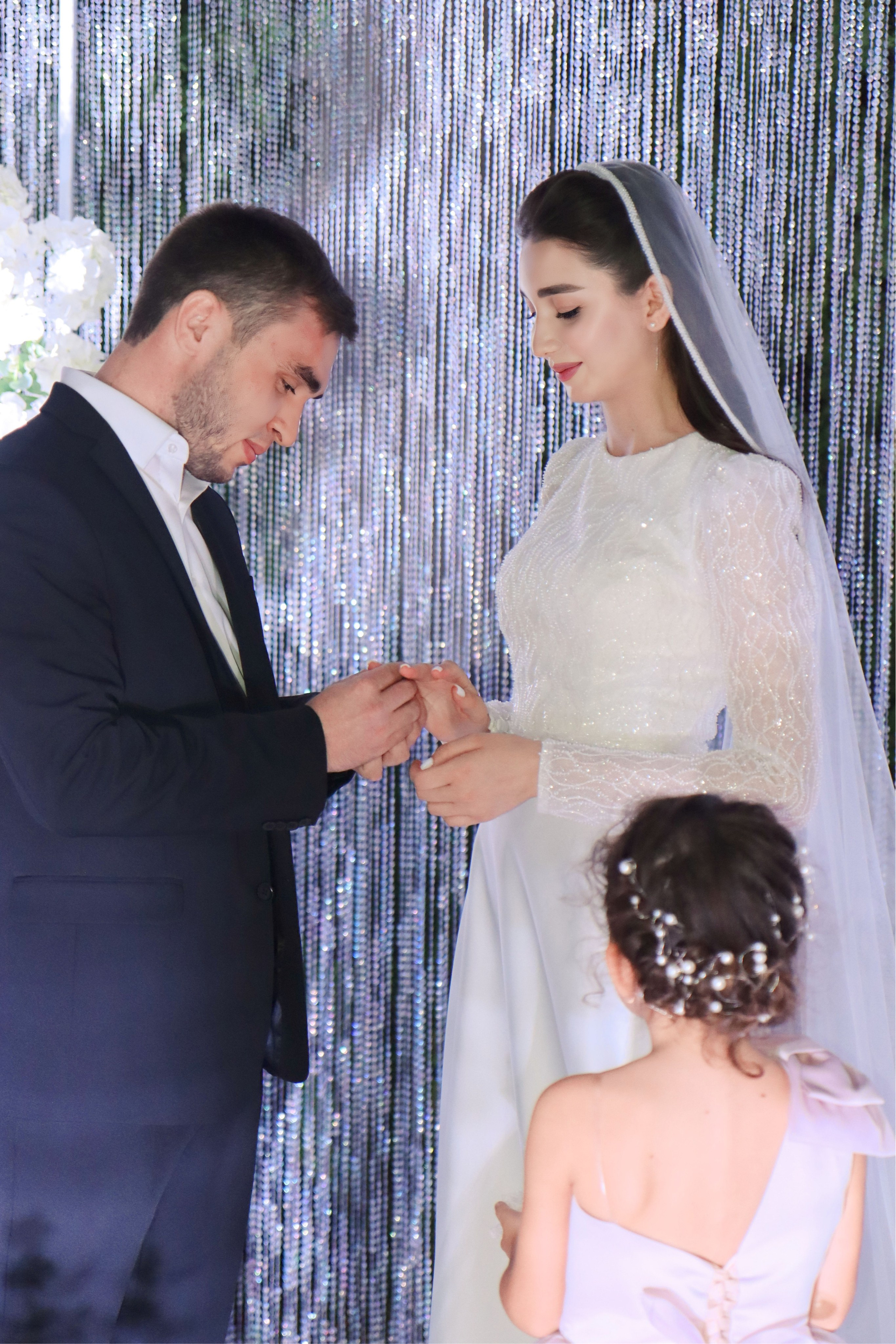 Тенгиз и Карина. Zuleta.Go