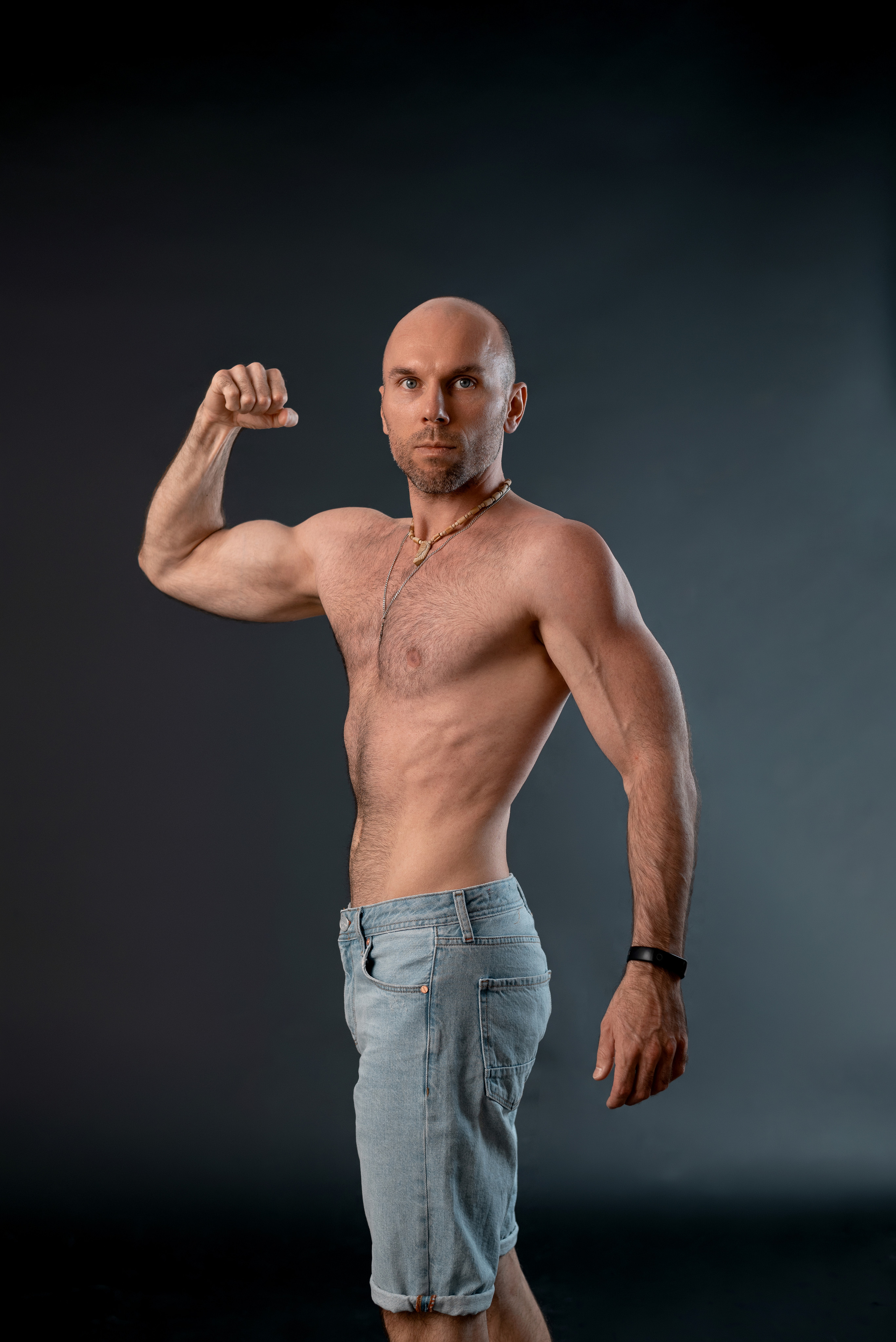 Мужской портрет. Предметный фотограф в Краснодаре Вера Капитанова. Предметная съёмка