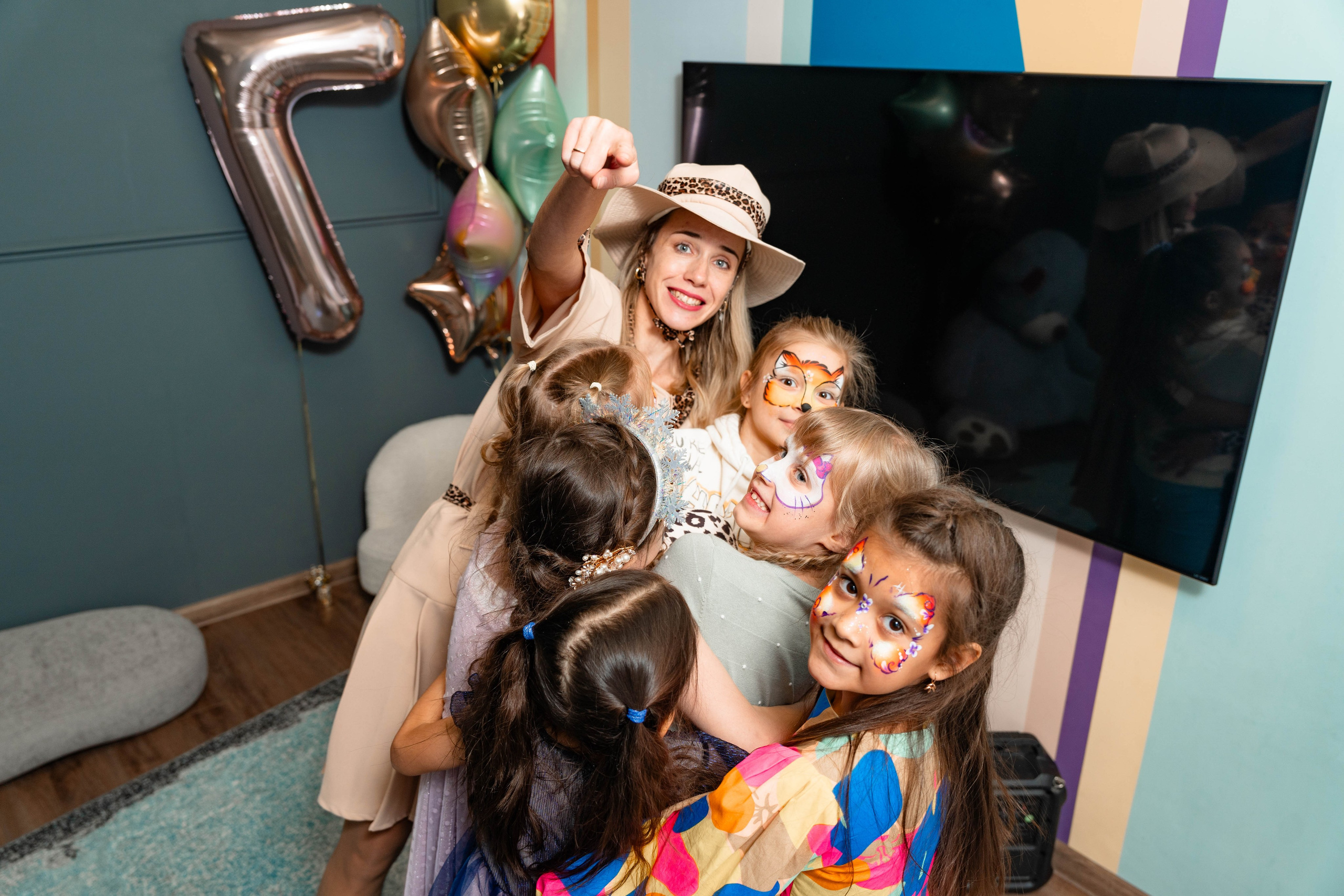 День Рождения Лауры в TiDi-клуб. Фотограф Никита Комаров