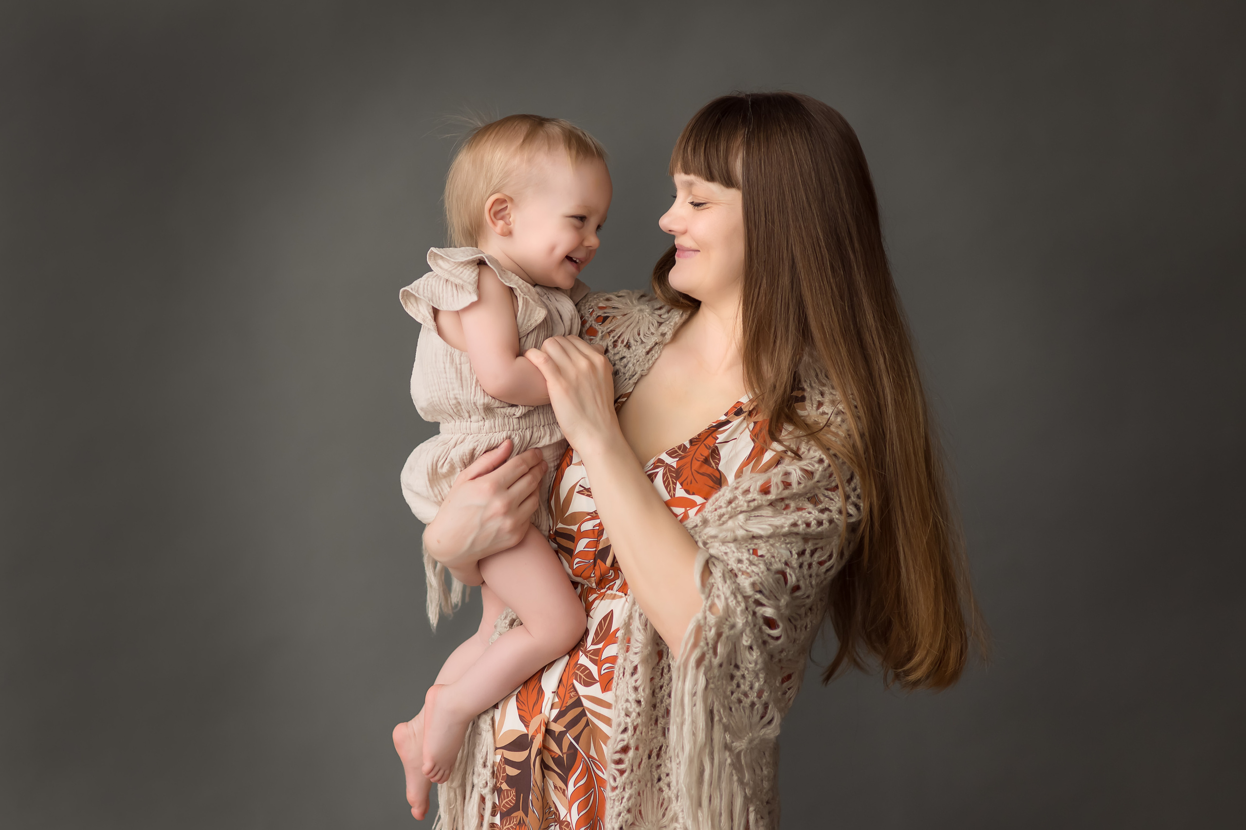 художественный портрет мамы с малышкой