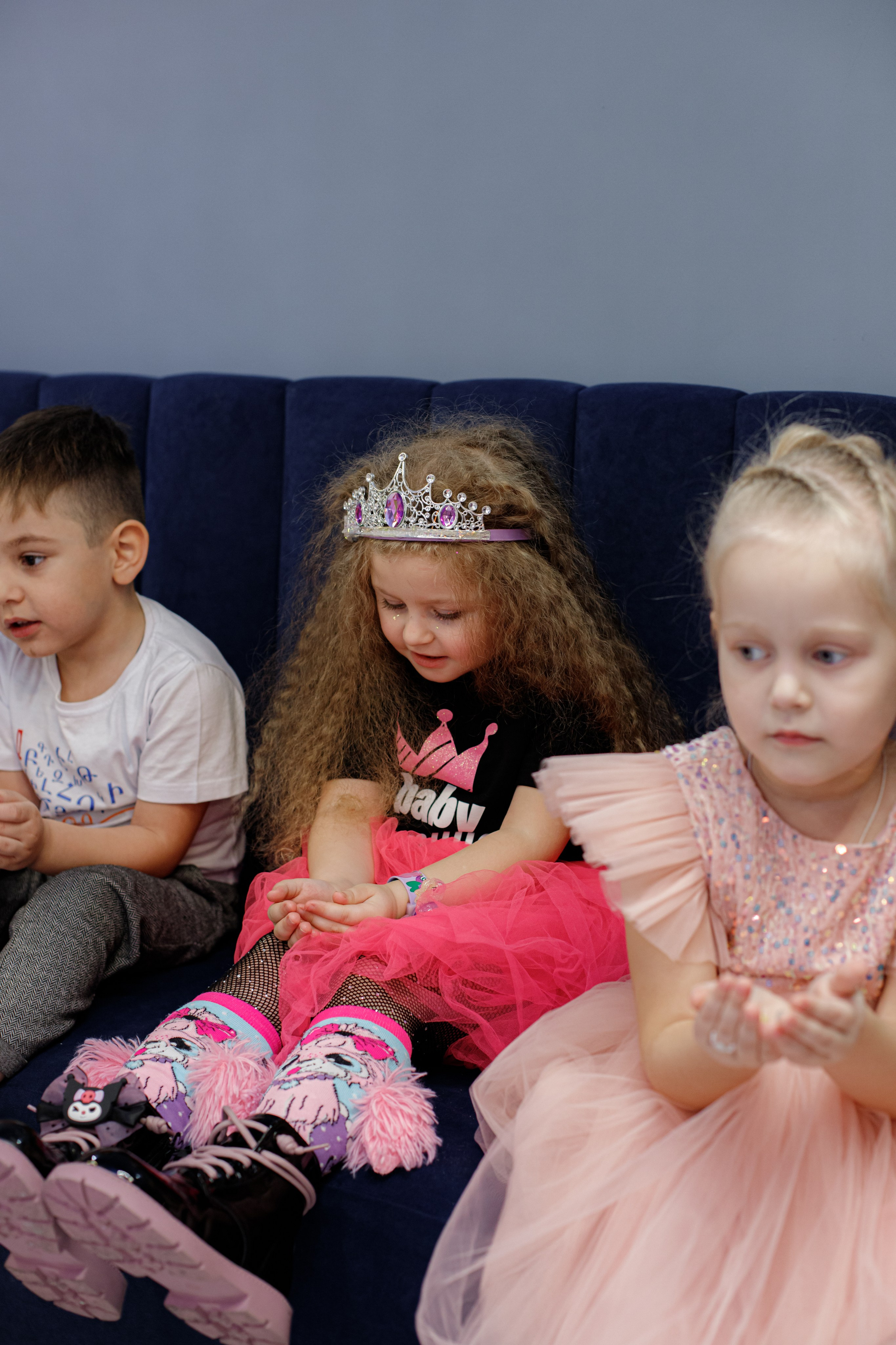 ASIA'S BIRTHDAY PARTY. Photokarish