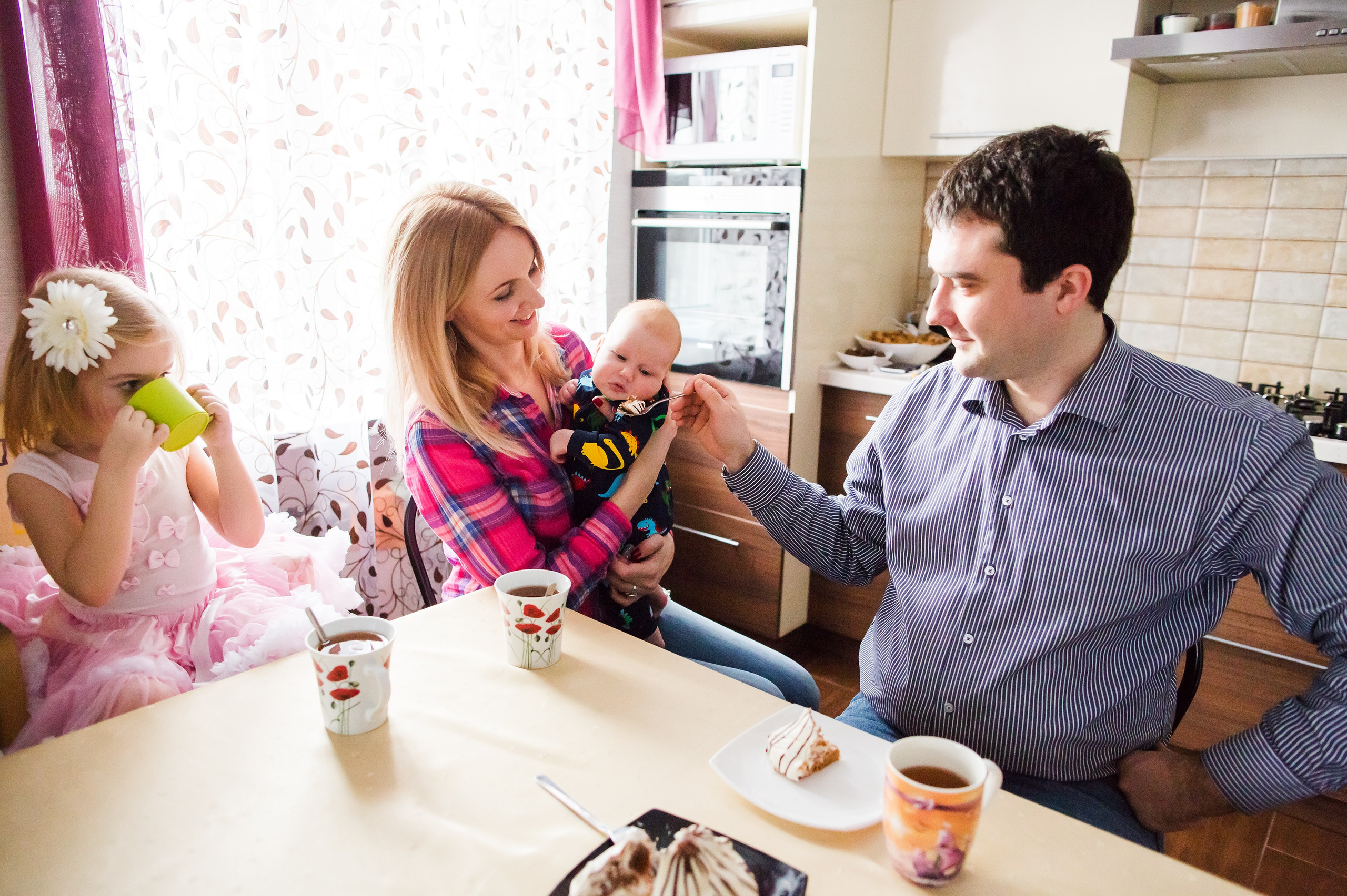 Дома. Репортажный, семейный и детский фотограф в Пензе и Заречном Арина Ермилова. Картины барельеф на заказ