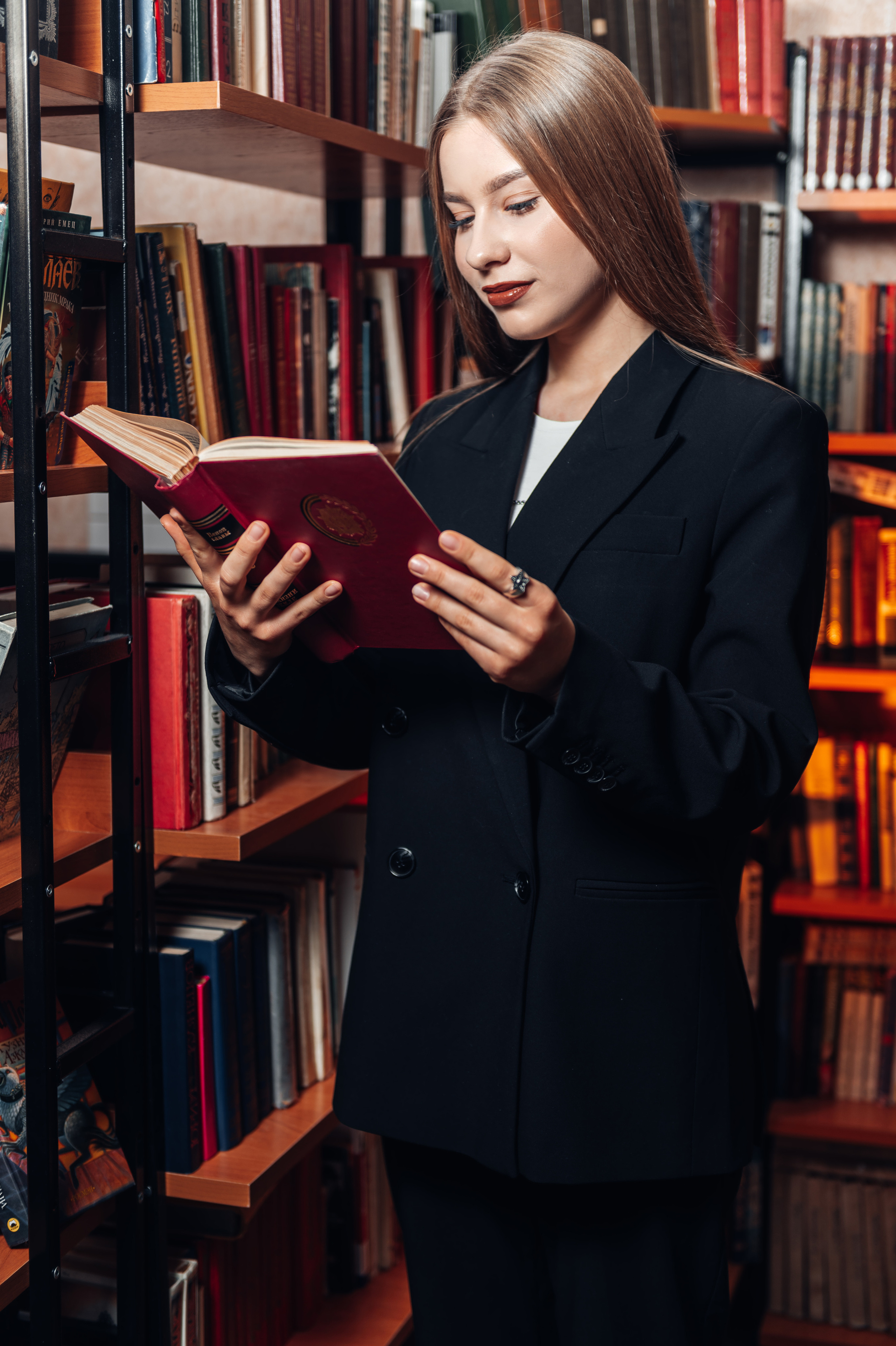 Красивый, школьный портрет. Портрет. Профессиональное фото.Профессиональный фотограф