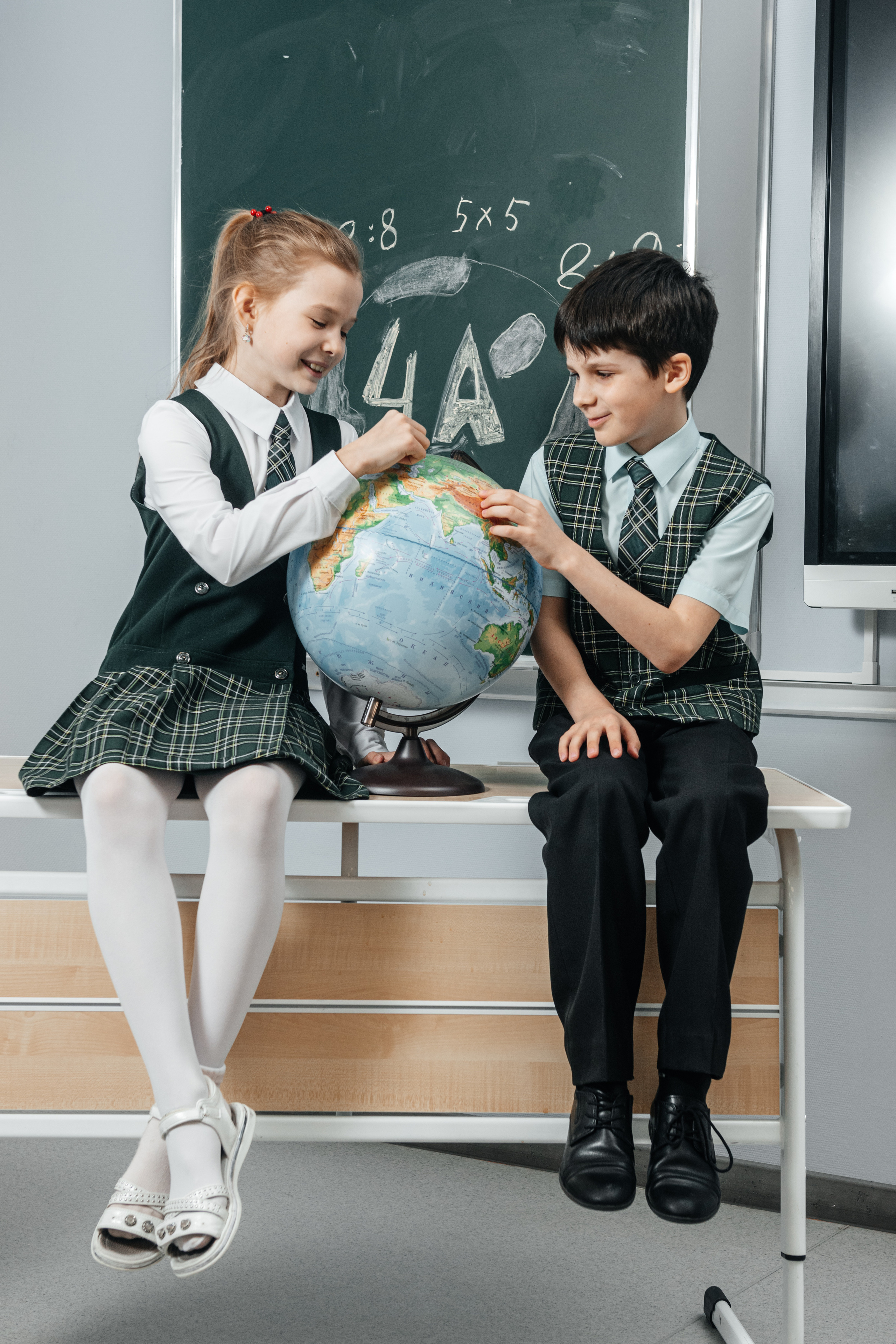 Начальная школа. Современные выпускные альбомы в Новосибирске