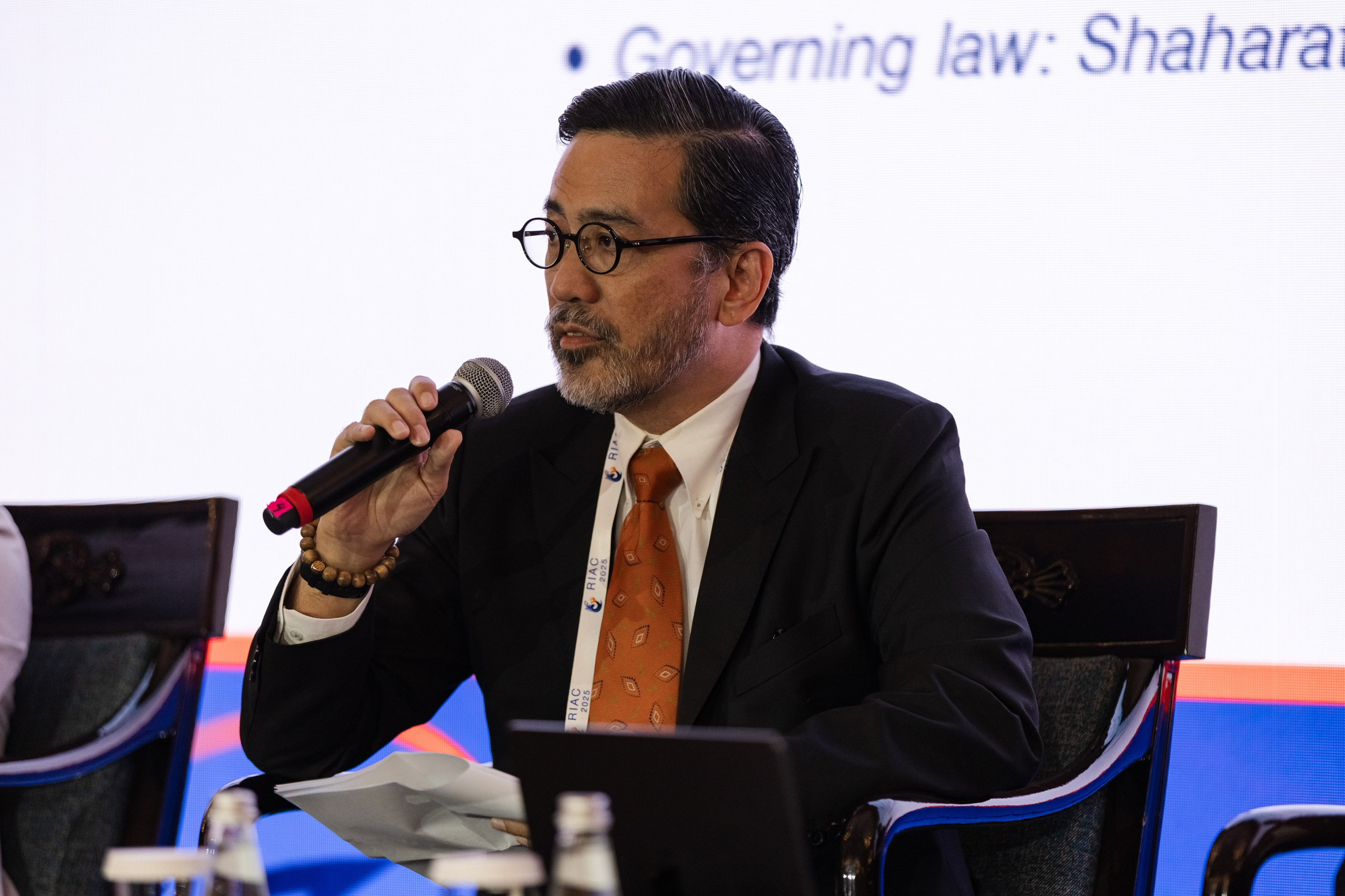 RIAC 2025. Свадебный репортажный фотограф в Москве