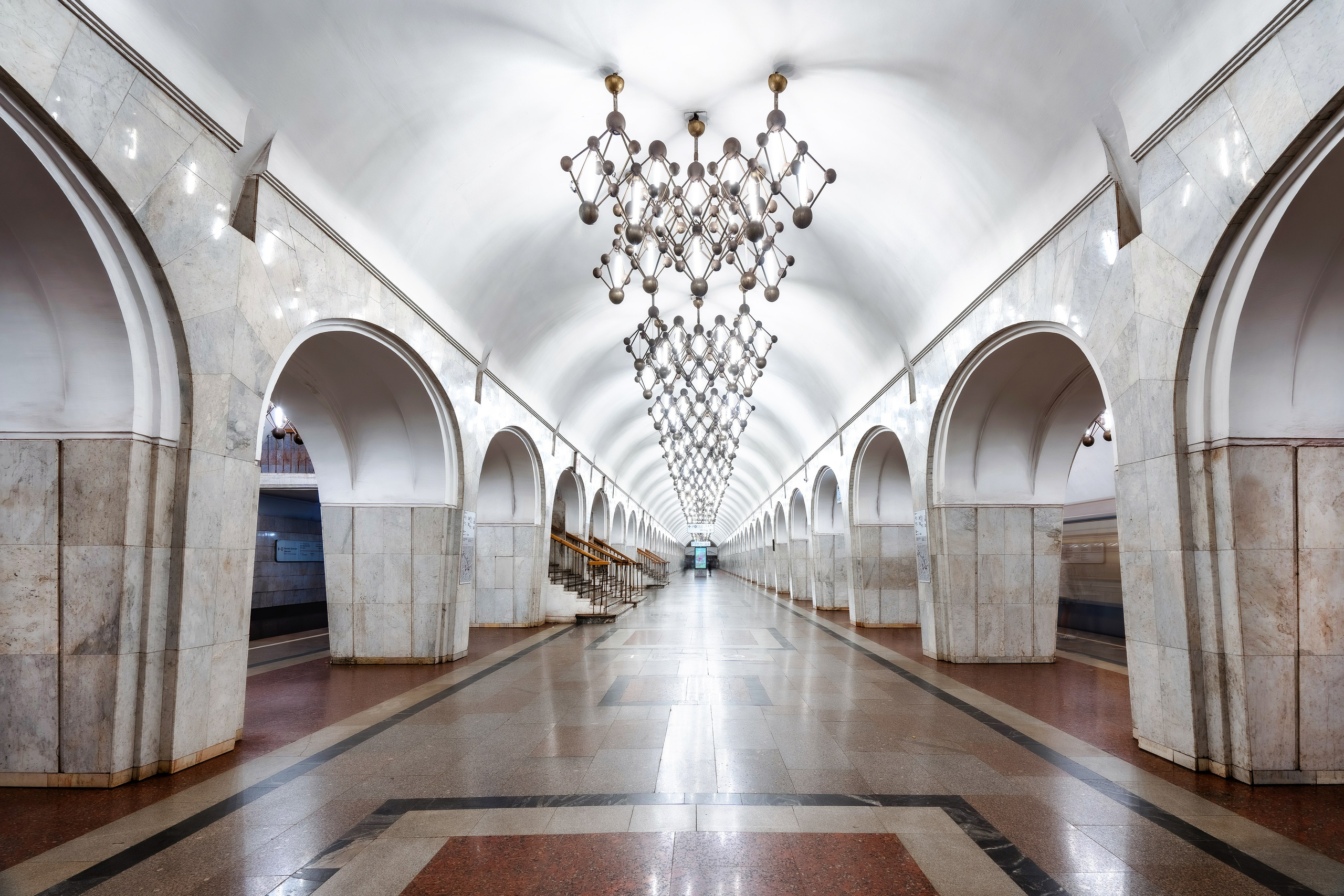 Московский метрополитен. Эд Тихонов. Городской фотограф