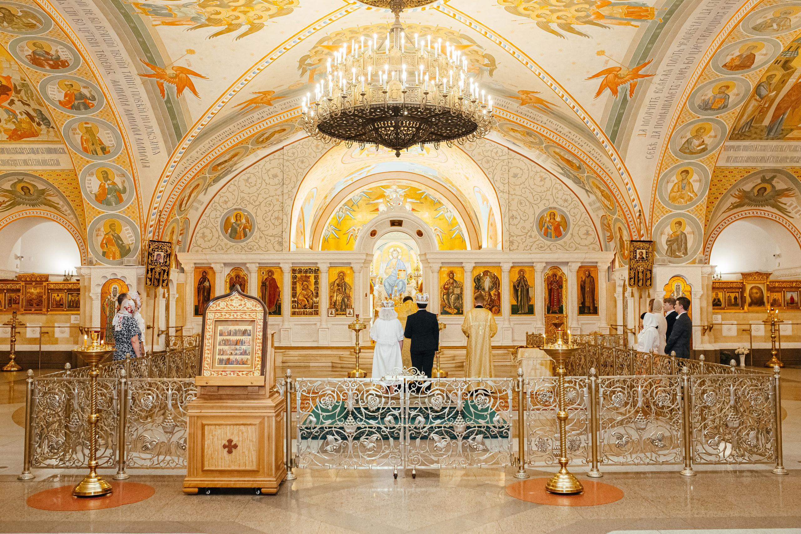 Храм Христа Спасителя. Свадебный и семейный фотограф