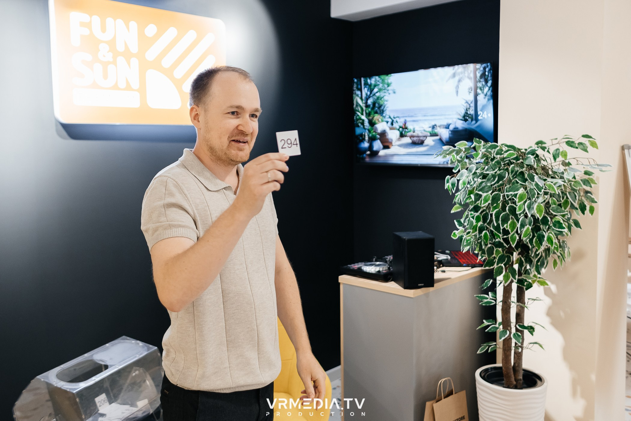 Business travel brunch