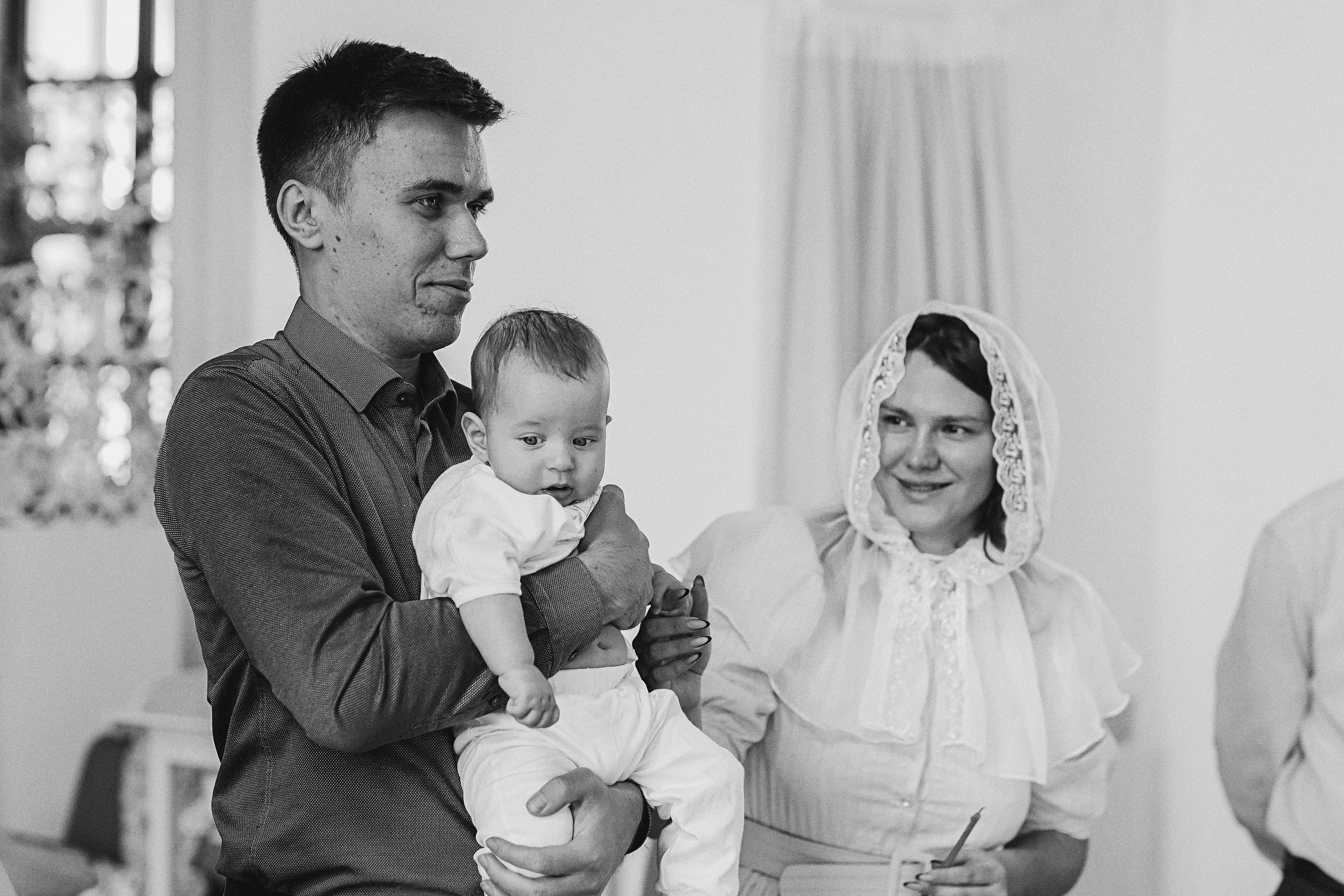 Крещение церковь около моста влюбленных. Семейный фотограф Тюмень, фотограф на роды Салмина Мария