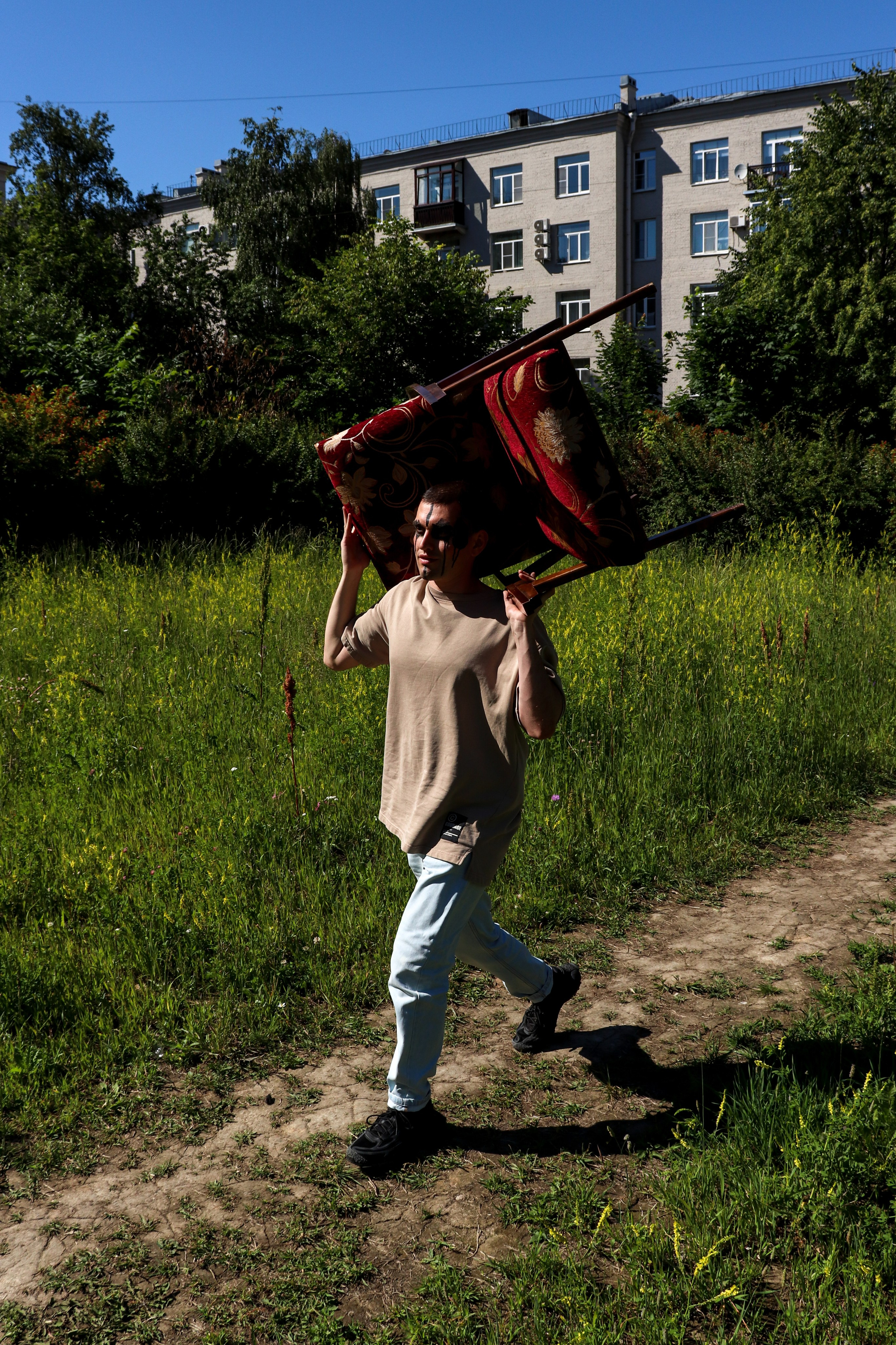 Модная съёмка во дворе. Ивентный фотограф в Санкт-Петербурге Олег Комков