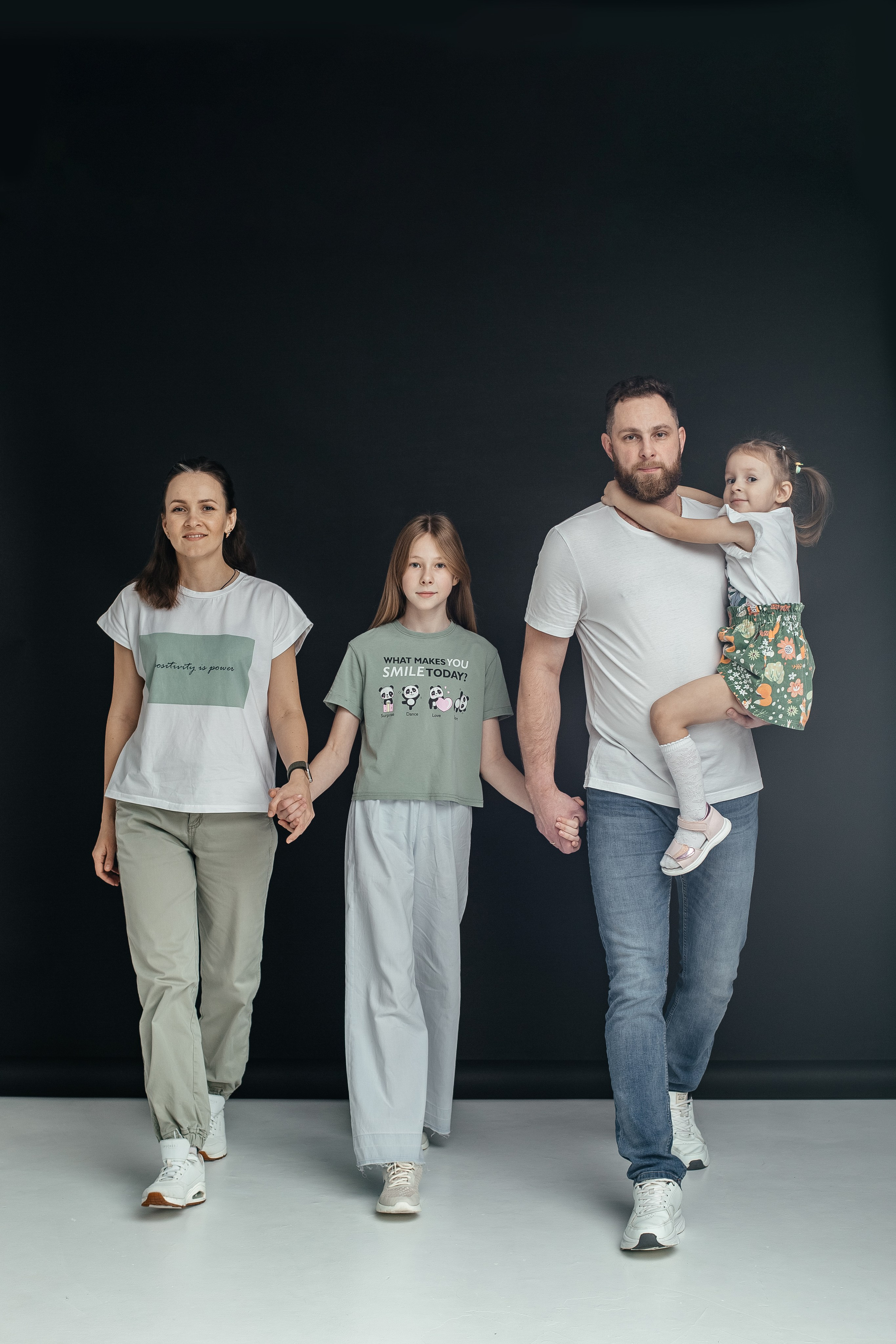 Настя с семьей. Фотограф Краснодар Марго Хелбен