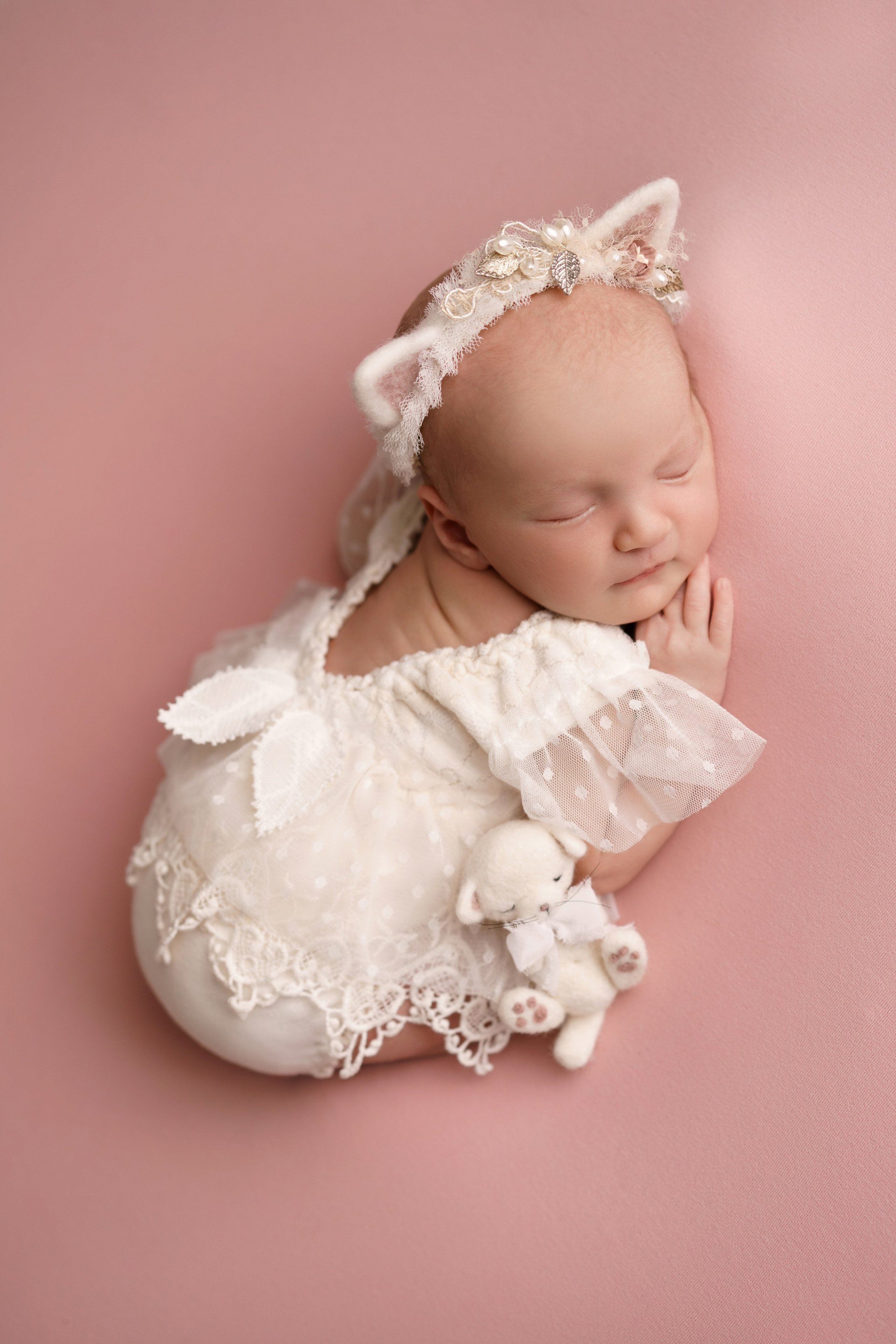 Фотосессия новорожденных | Галерея трогательных кадров малышей в стиле newborn. Фотосессия новорожденных в Москве и Московской области | Профессиональный фотограф newborn — Татьяна Иванова