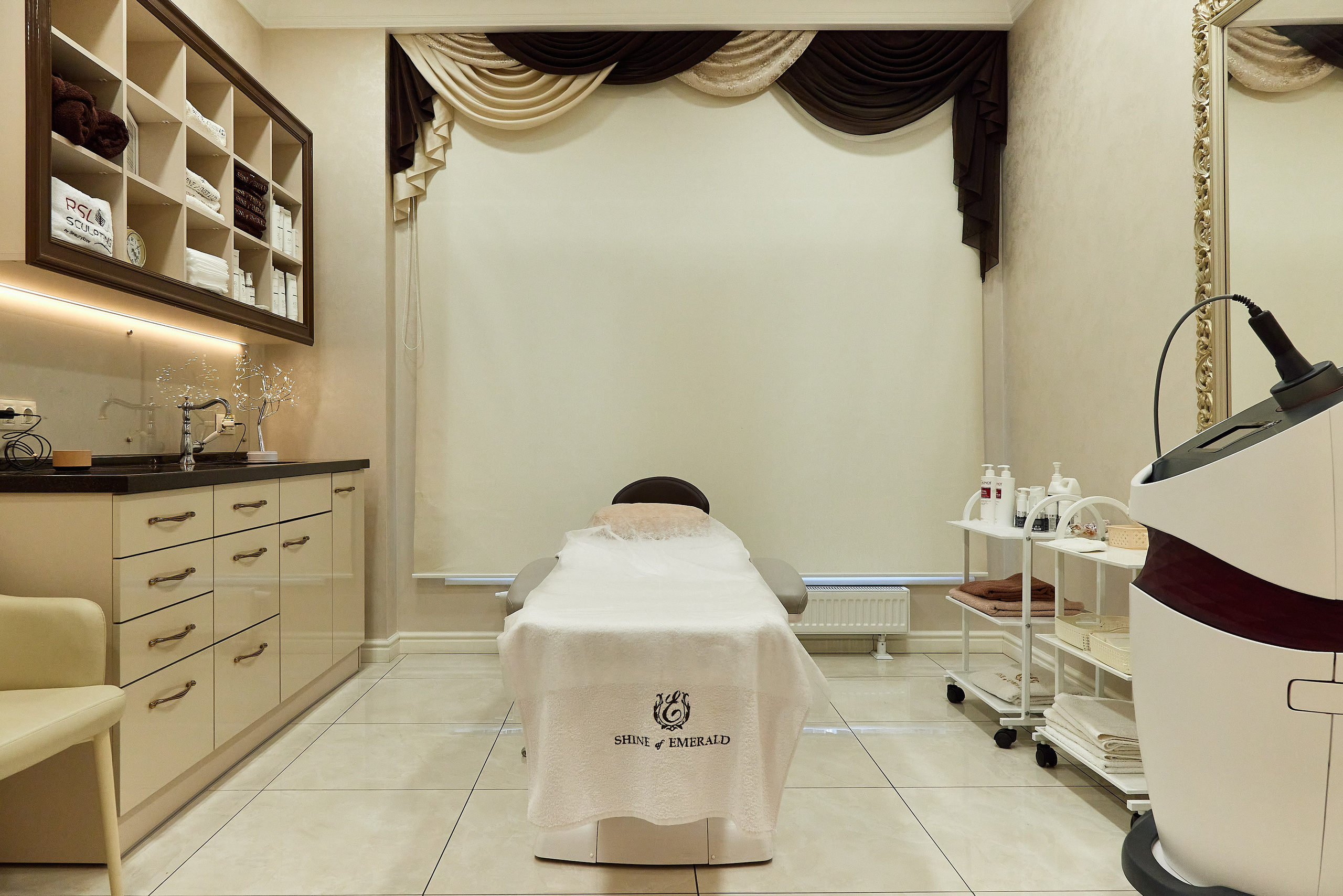 Косметология Shine of Emerald. Фотограф Анастасия Леонтьева Санкт-Петербург