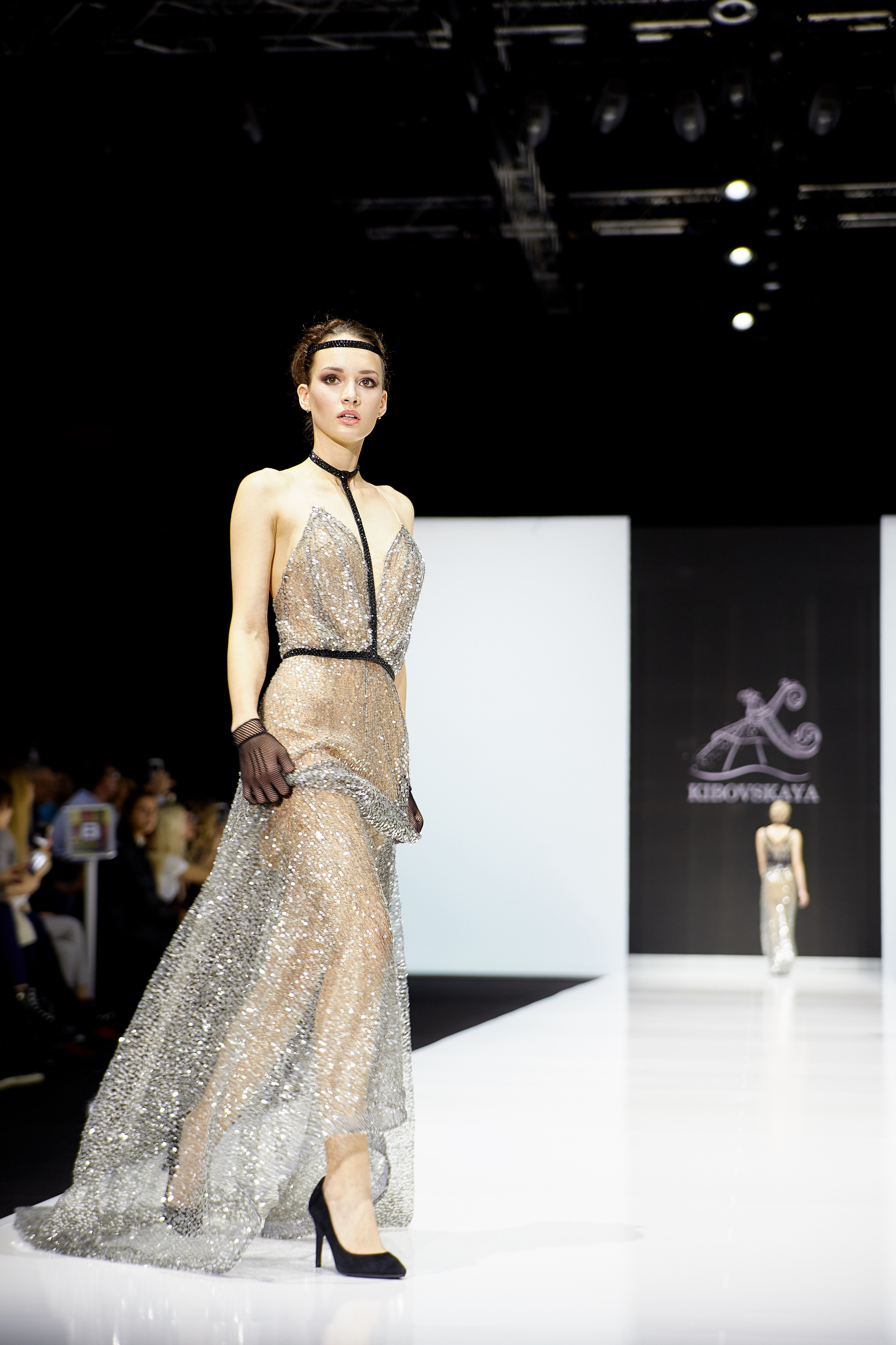 MFW 2019 oct (Moscow Fashion Week) Неделя Моды в Москве. Профессиональный фотограф Светлана Писарева