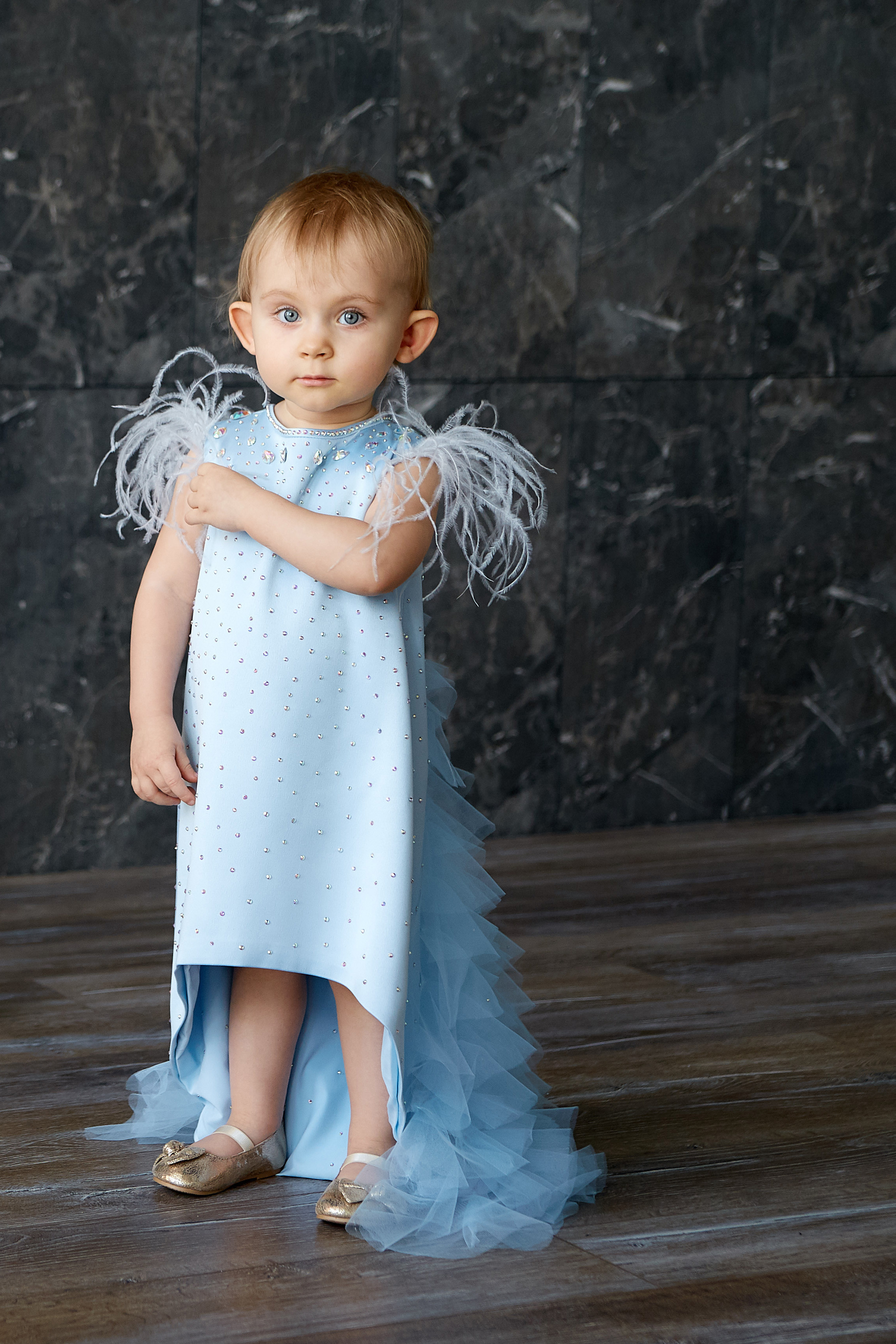 Маленькая Августина и ее новое платье. Профессиональный фотограф Светлана Писарева