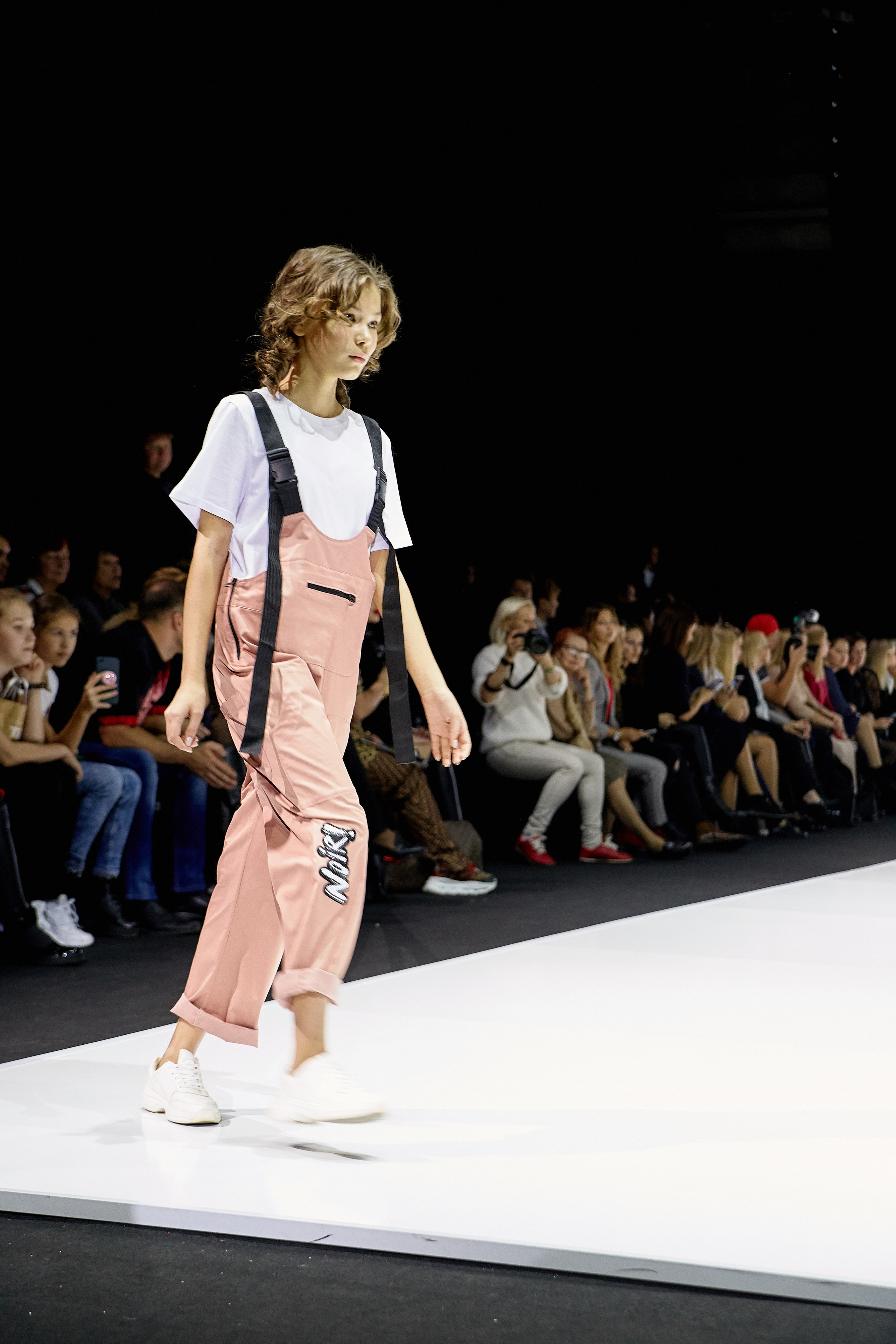 MFW 2019 oct (Moscow Fashion Week) Неделя Моды в Москве. Профессиональный фотограф Светлана Писарева