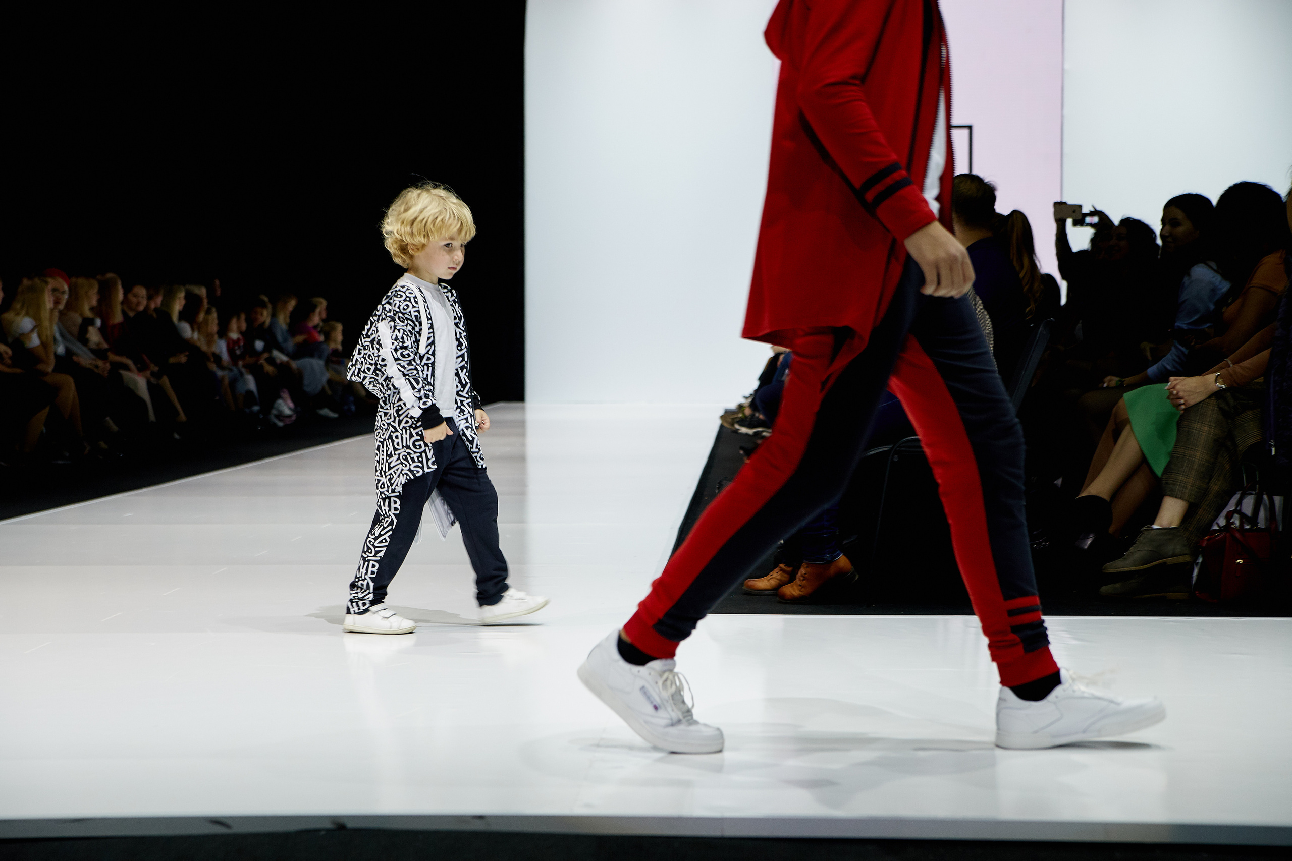 MFW 2019 oct (Moscow Fashion Week) Неделя Моды в Москве. Профессиональный фотограф Светлана Писарева